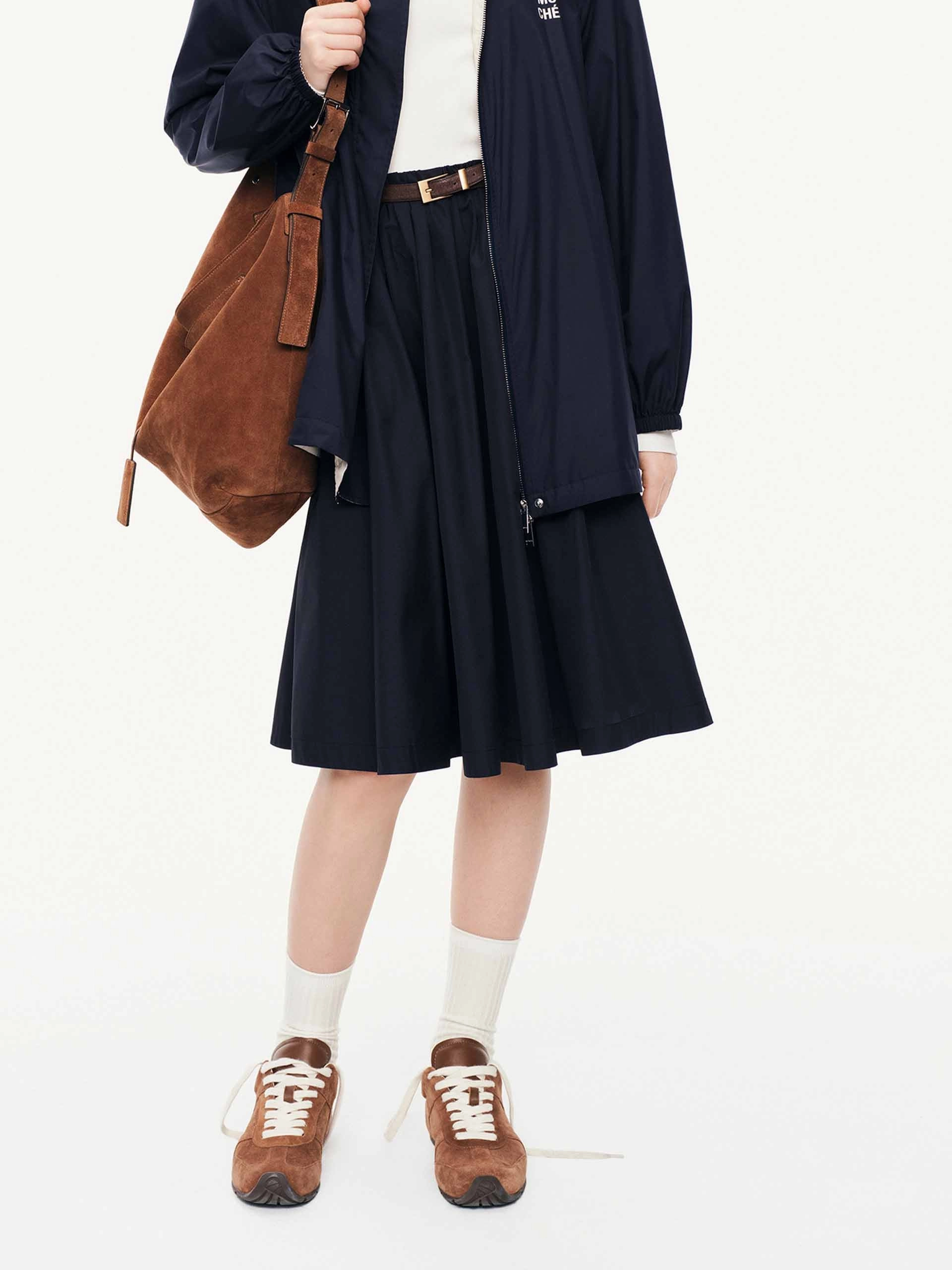 A-line Pleated Midi Skirt Low-rise style