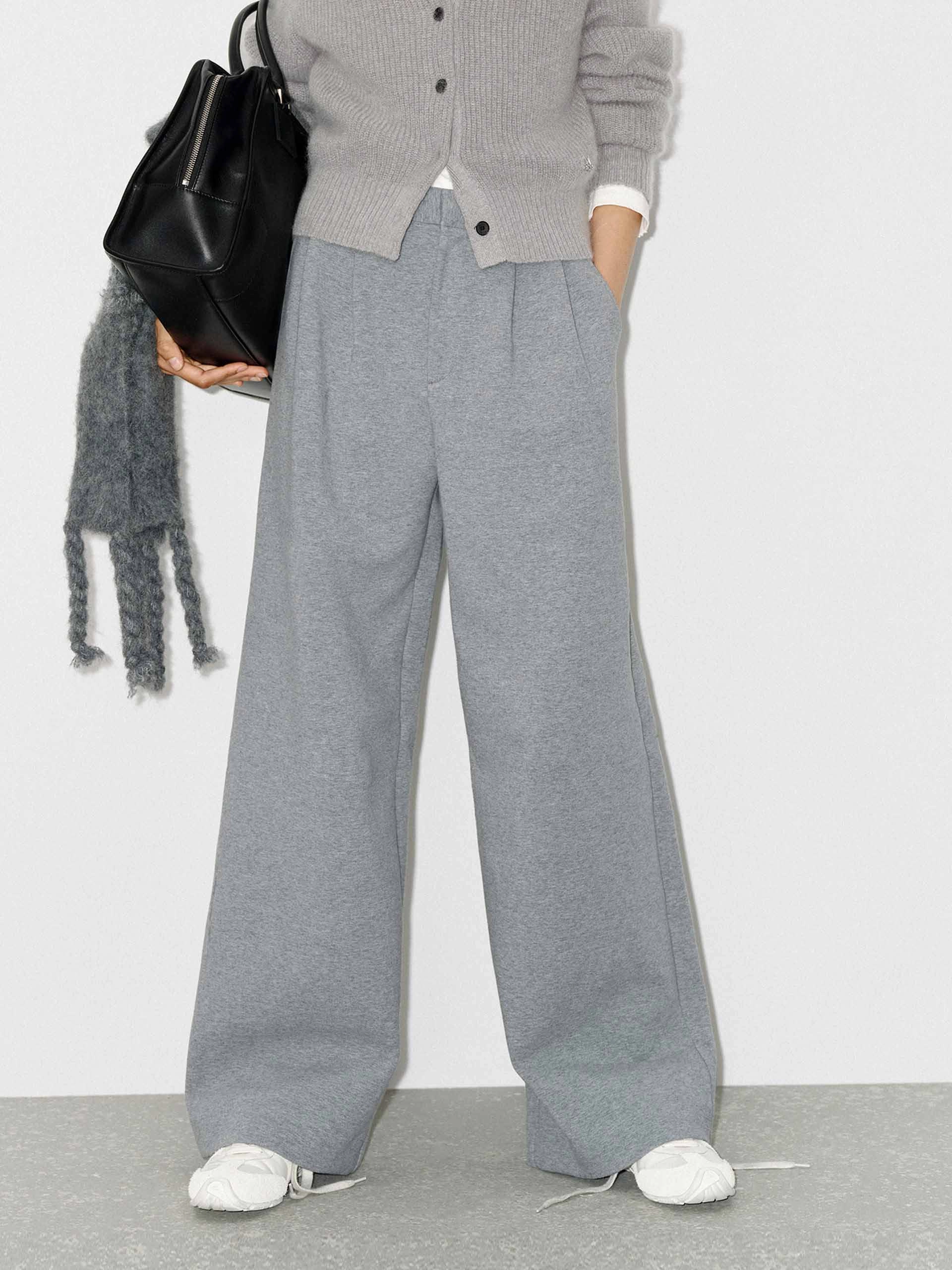 Functional Comfort StaticDissipative Wide Leg Pleated Sweatpants