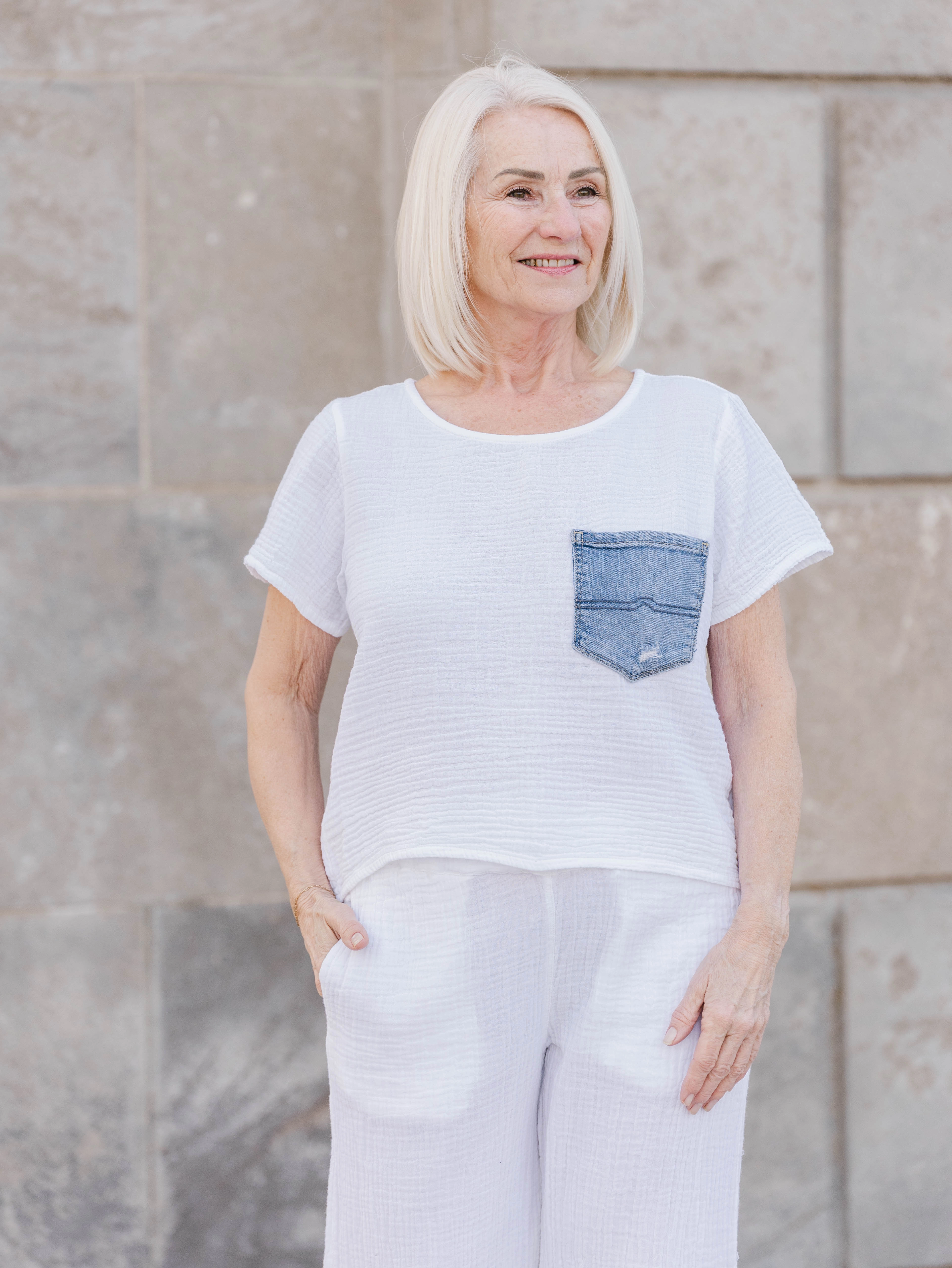 Aletta Top DoubleLayeredCollar SoftTouchFinish
