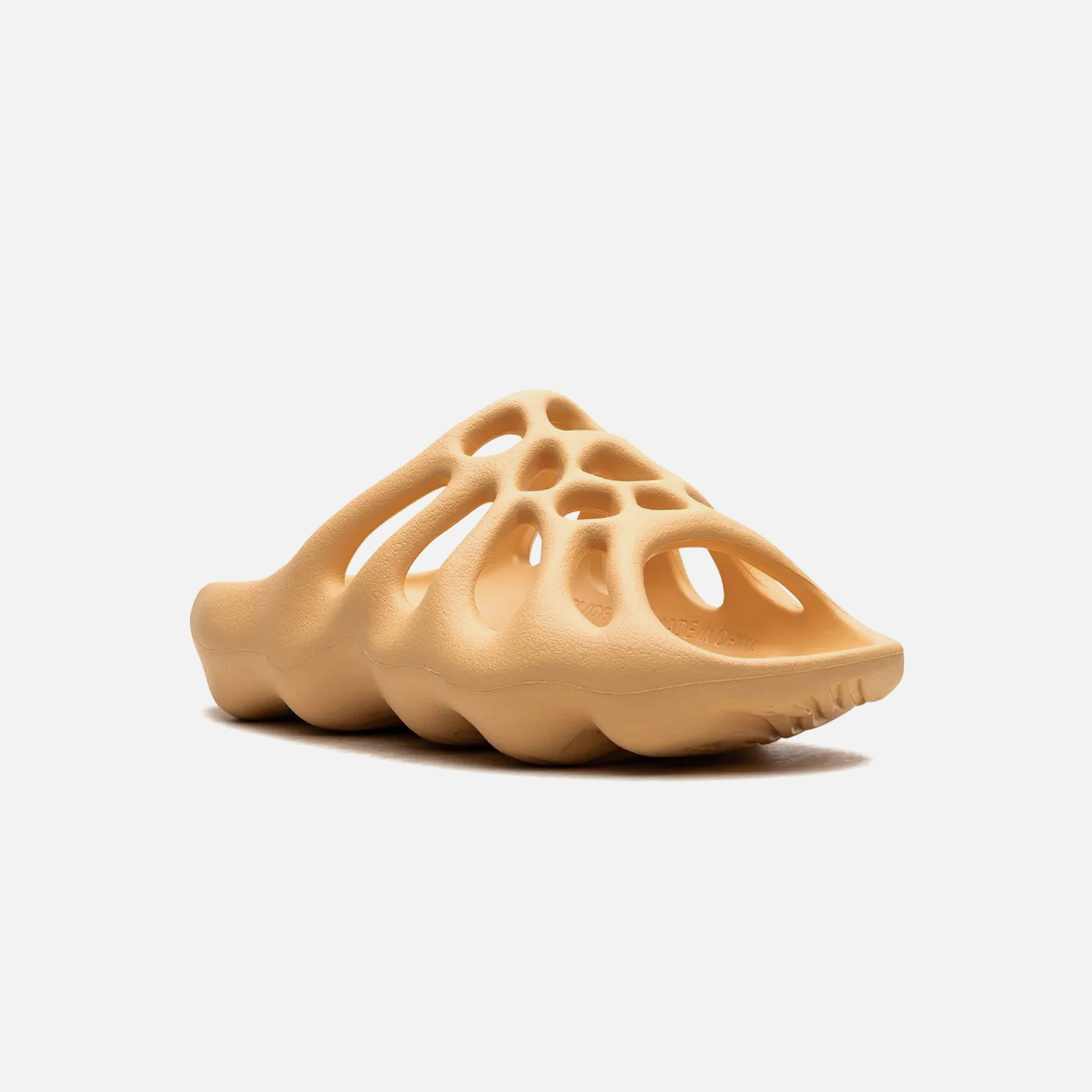 Dynamic Comfort Adidas Yeezy 450 Slide Cream