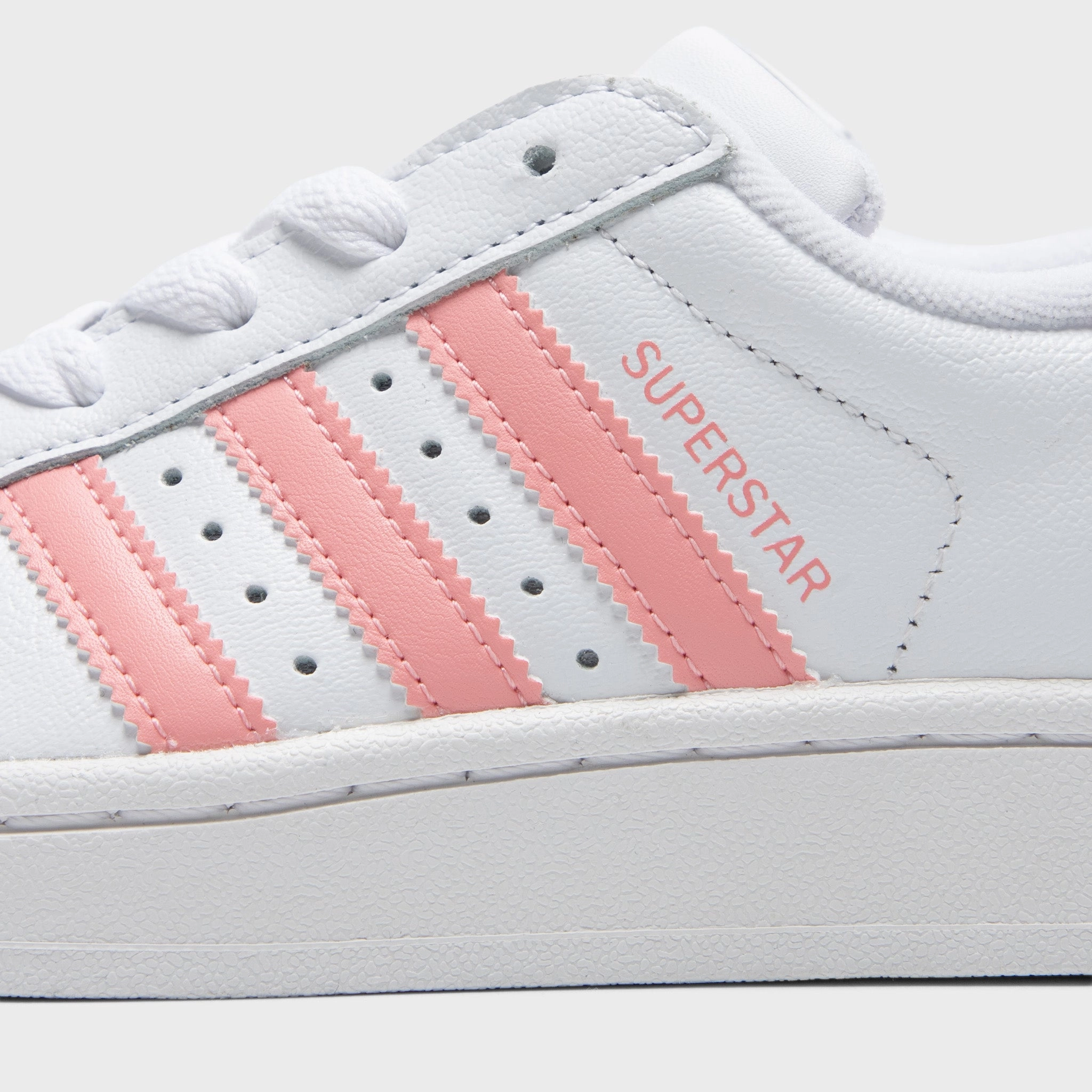 Comfort Wrap Tear Resistant Fabric adidas Junior's Superstar 2 White / Semi Pink Spark