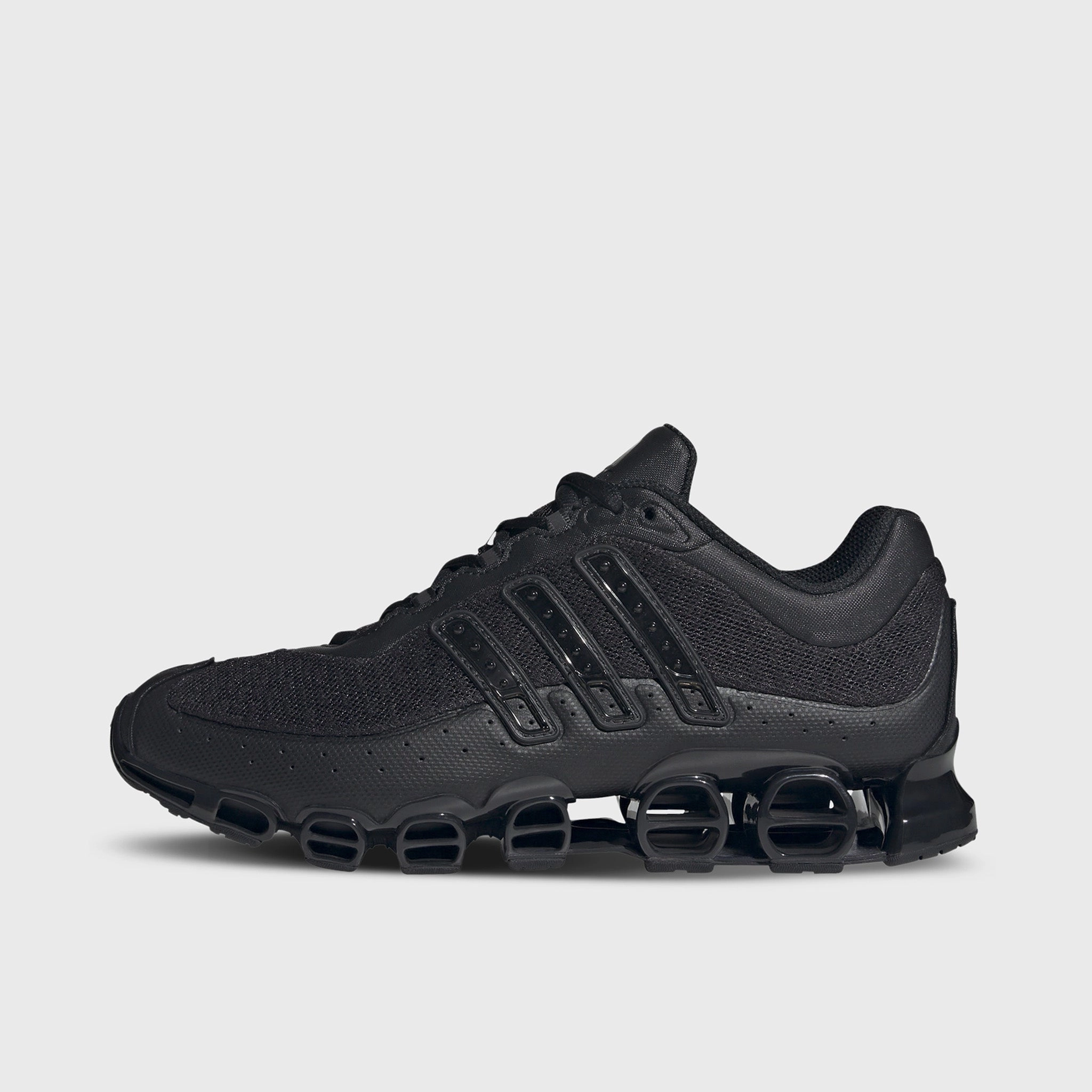 Comfort Strapping Seamless Uppers adidas Megaride Black / Black