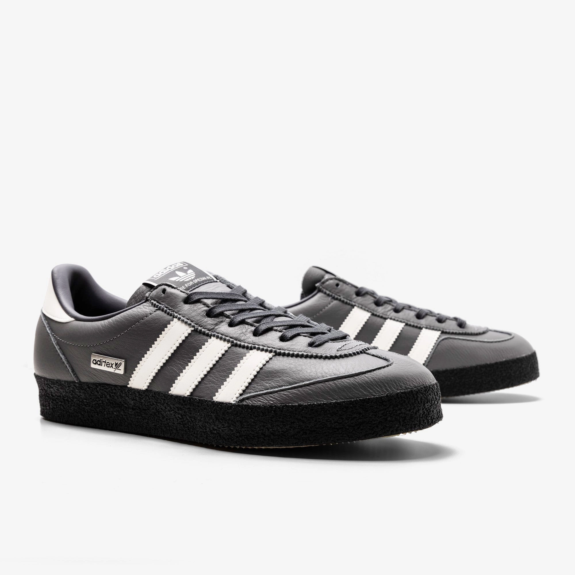 Modern Cushioning adidas Originals Spezial Lothertex FC Grey / Chalk - Core Black