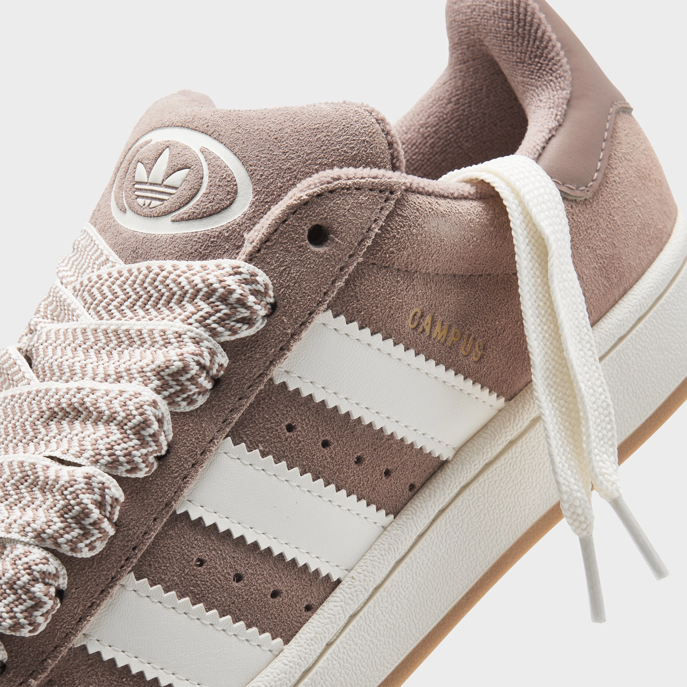 adidas Women's Campus 00s Clay / Off White - Gum Performance Oriented Airflow channels