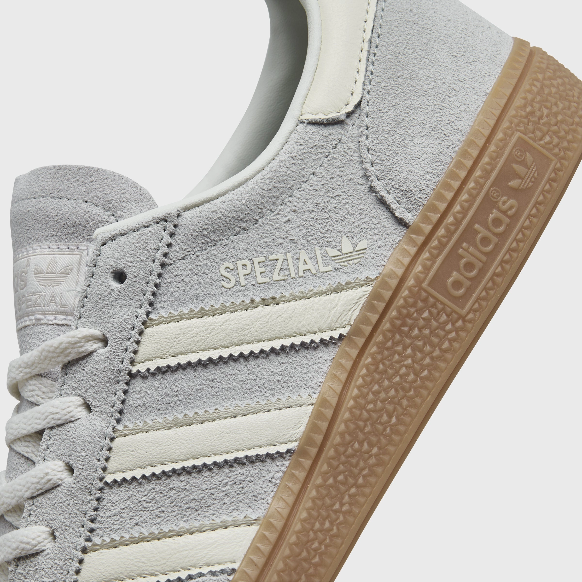 Sock Like Collar Fit adidas Women's Handball Spezial Wonder Silver / Off White