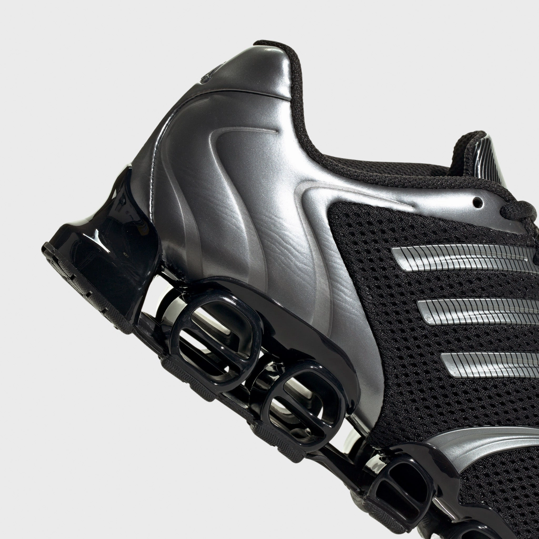 adidas Women's Mega Ghostride Core Black / Iron Metallic - Black Ergonomic Toe Box Lace Design