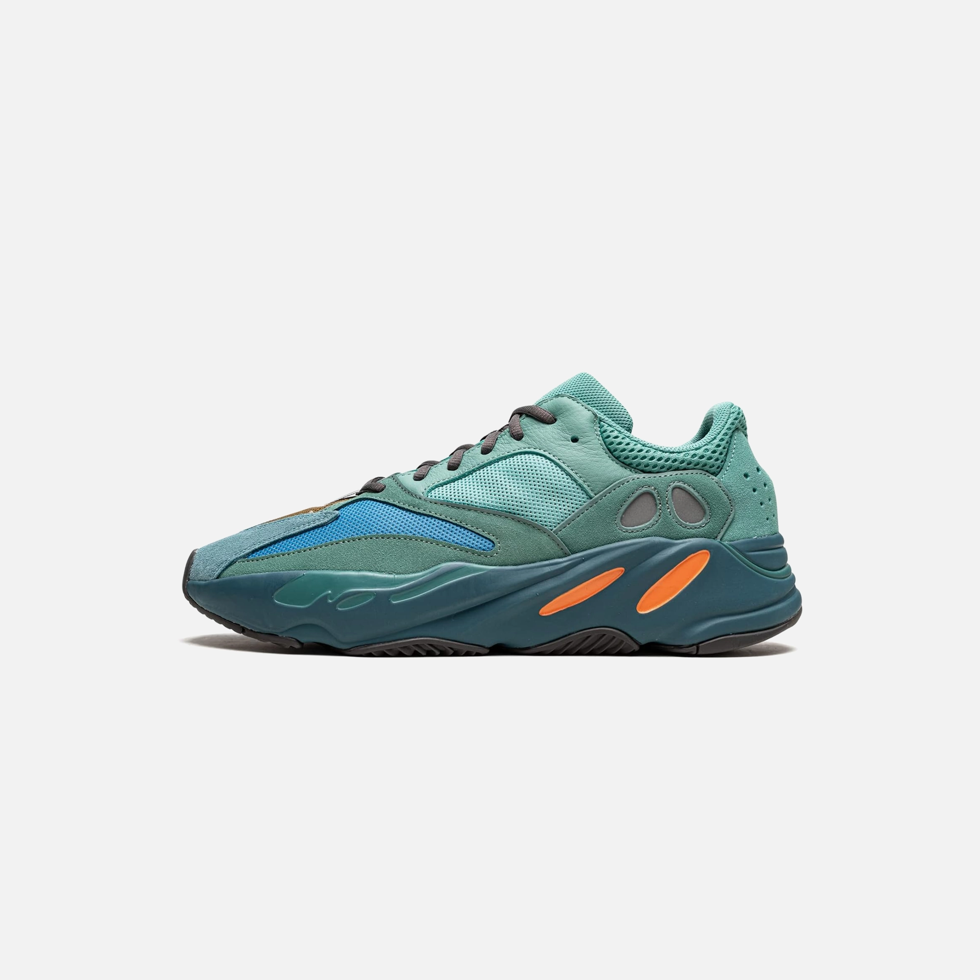 Adidas Yeezy Boost 700 'Faded Azure Casual Outfit