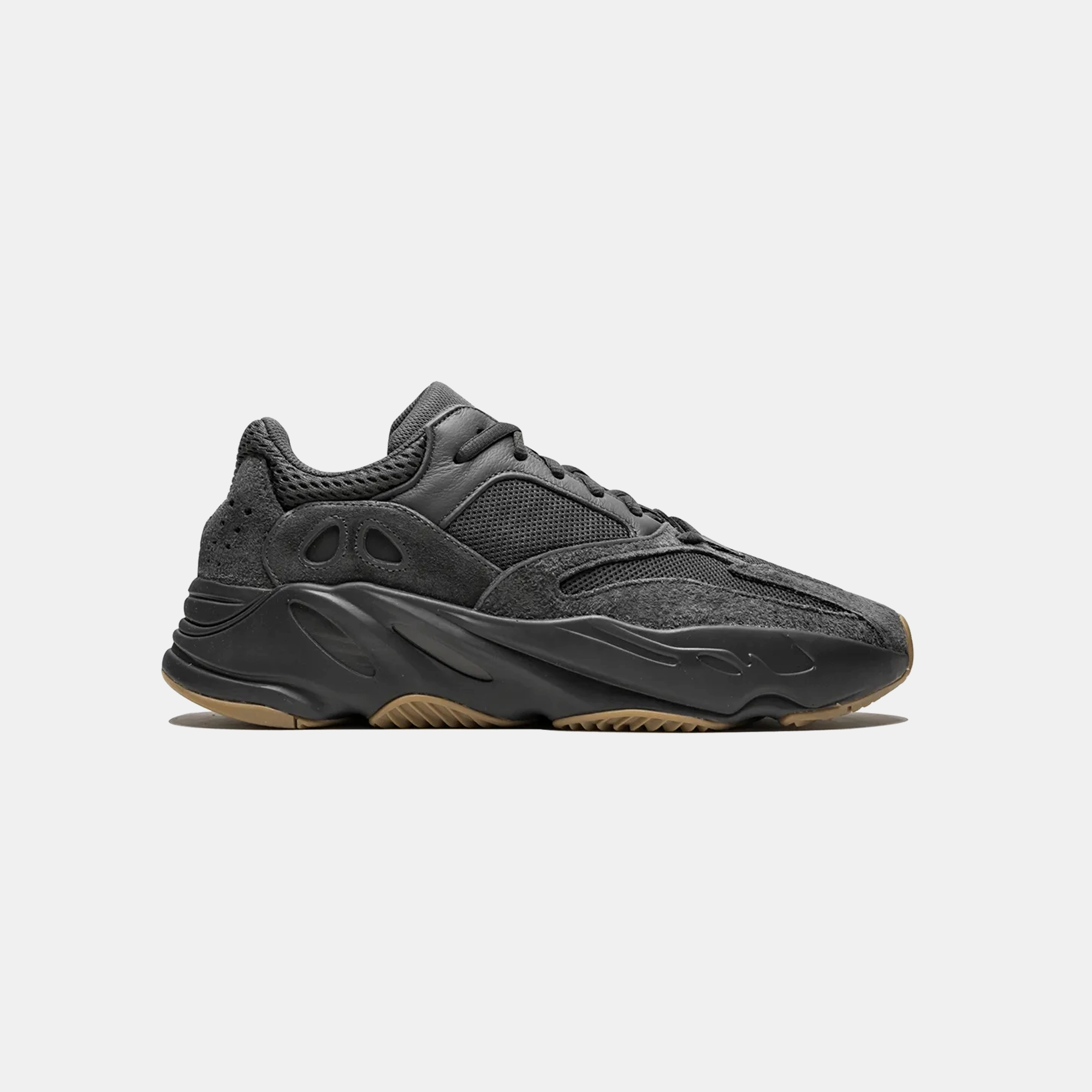 Bold piece Adidas Yeezy Boost 700 'Utility Black' 2023