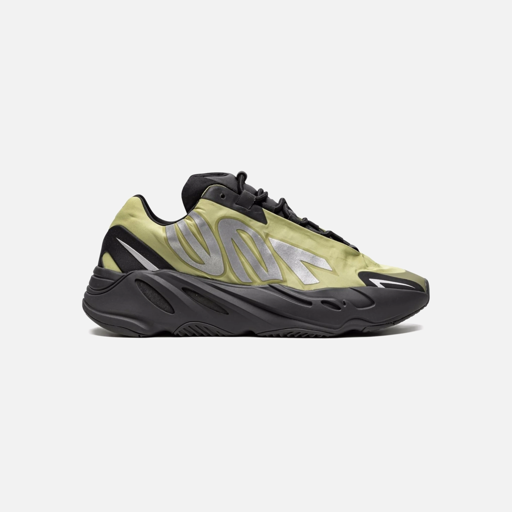 Step Boost Adidas Yeezy Boost 700 MNVN Resin