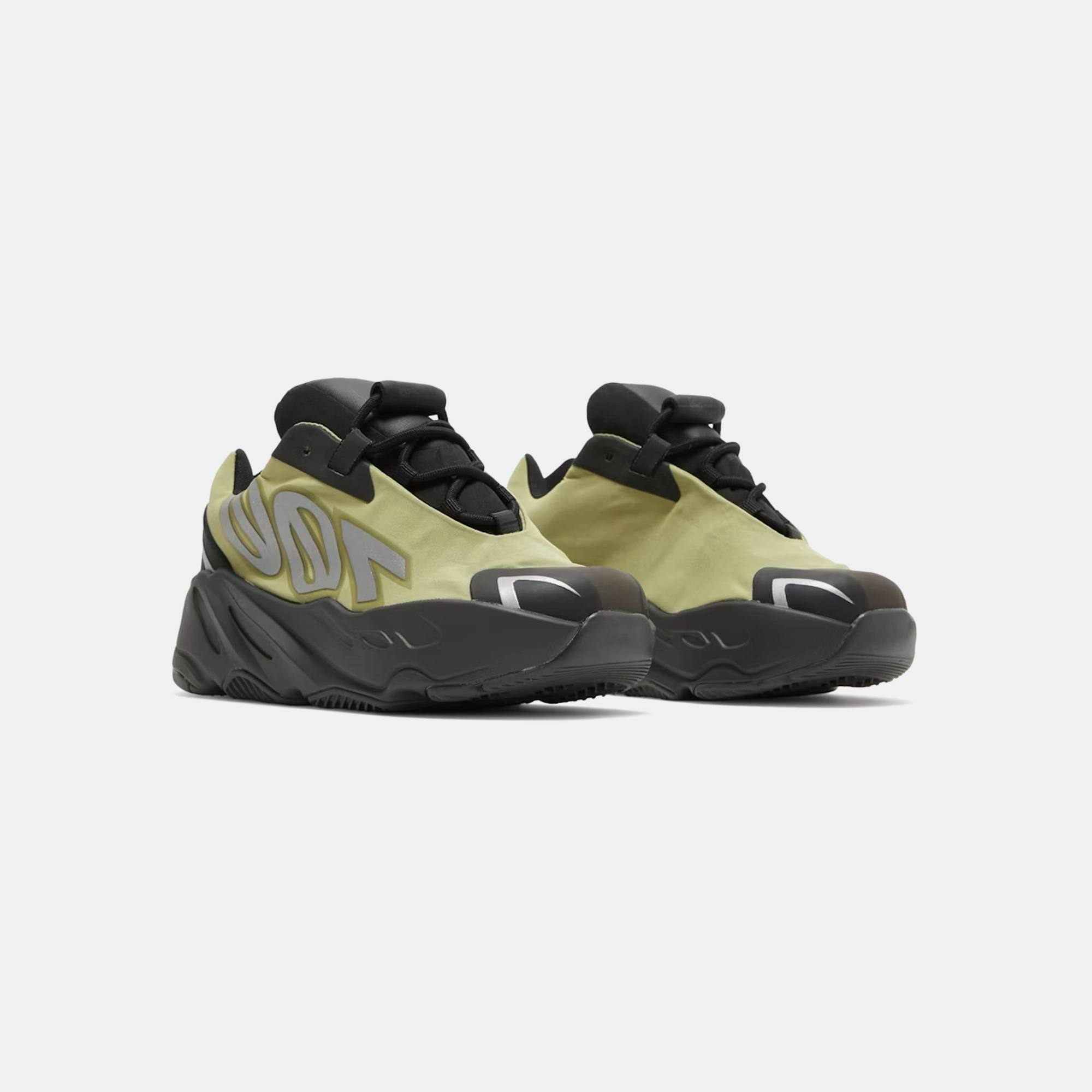 Adidas Yeezy Boost 700 MNVN Resin Motion Comfort