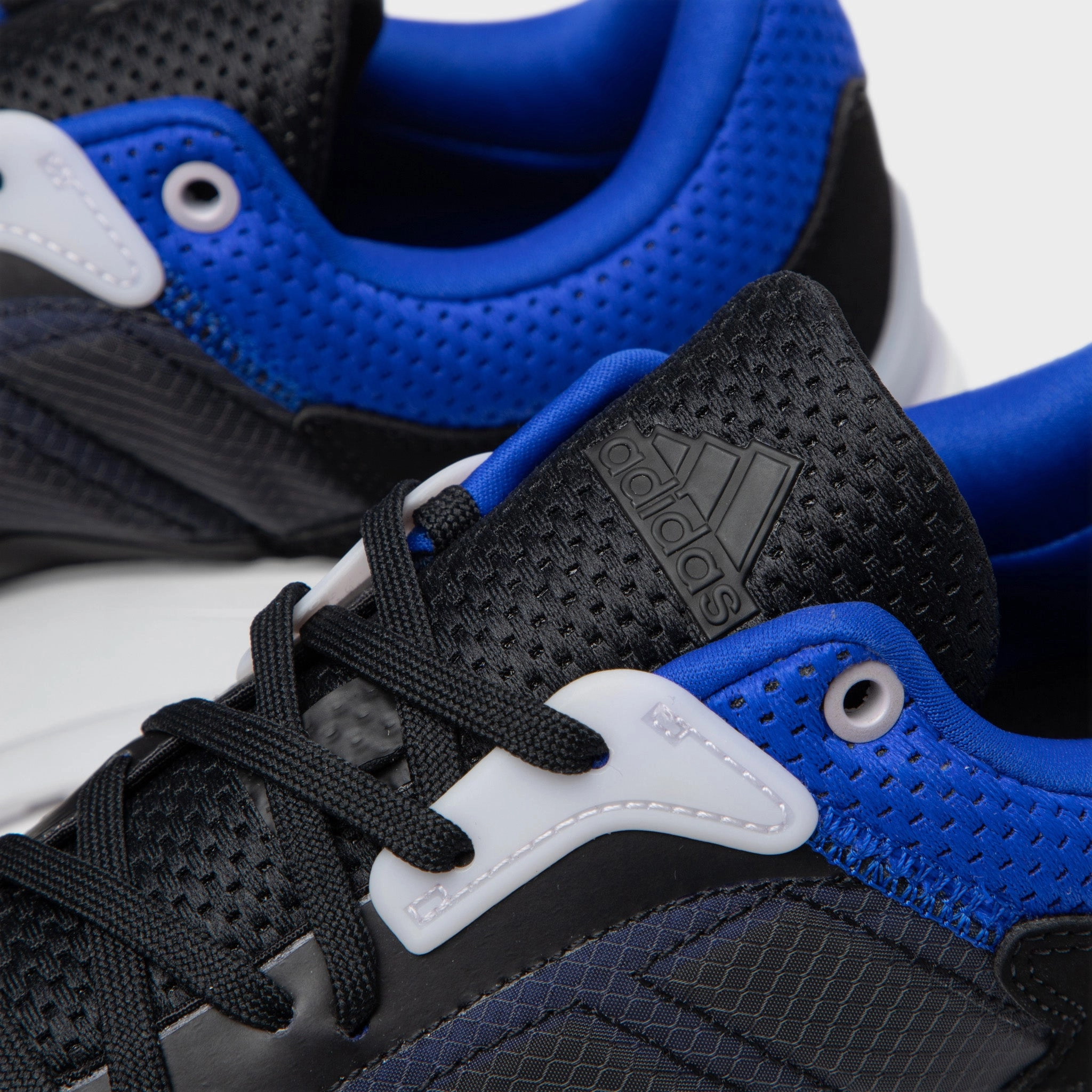 adidas ZNCHILL Core Black / Ftwr White - Lucid Blue Cushioned Feel Lean Build