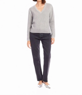Eco Friendly Dye Process Ali Stitch V-Neck Sweater In Gray