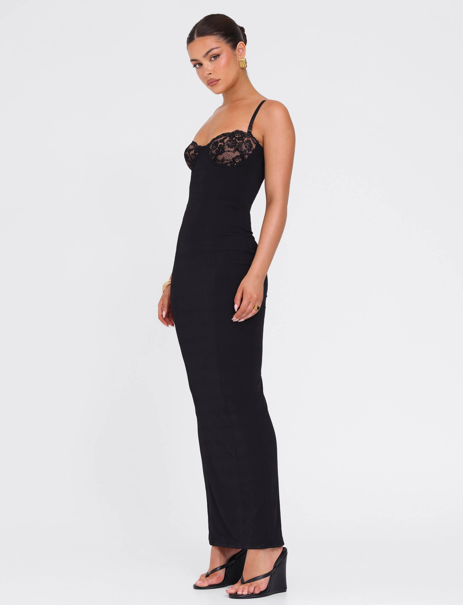 ALLURA MAXI DRESS - BLACK Smooth Vibes