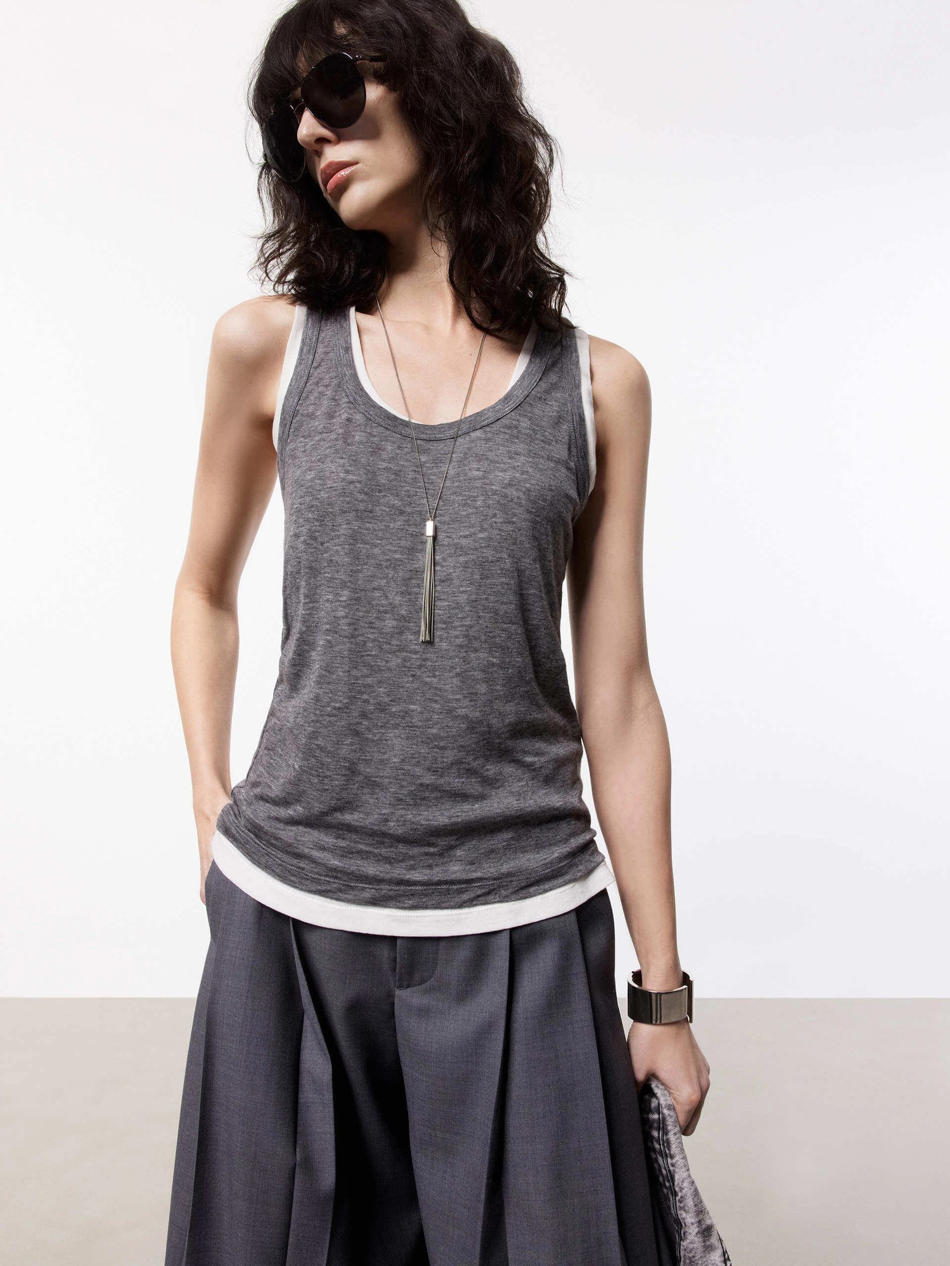 QuickDryConstruction HiddenStoragePocket Contrast Detail Tank Top