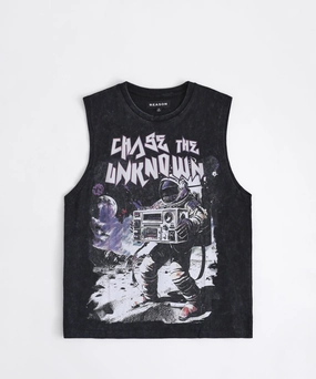 SeamlessSidePanels Thermal Insulation Chase The Unknown Muscle Tee - Black