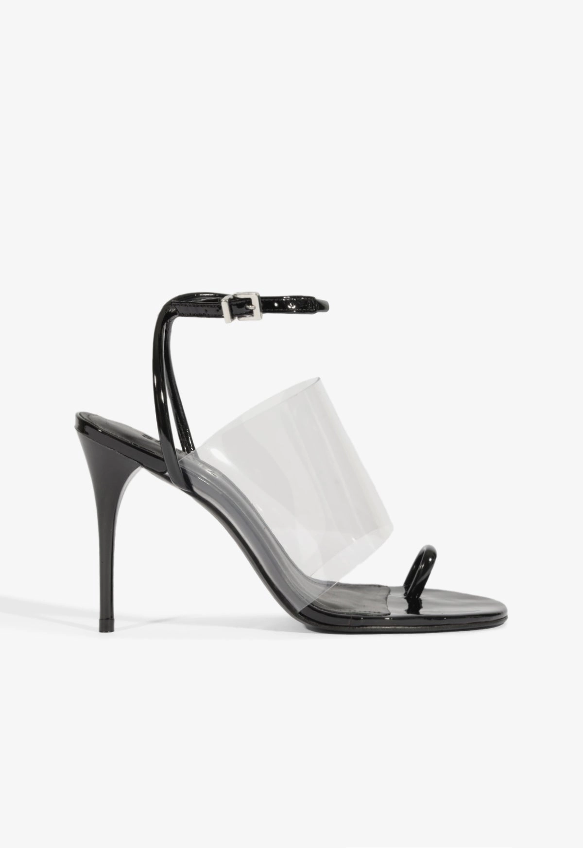Astra Sandal Airflow channels
