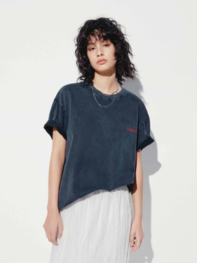 Back Fruit Cotton T-shirt Minimal Trend Day-to-Night Look