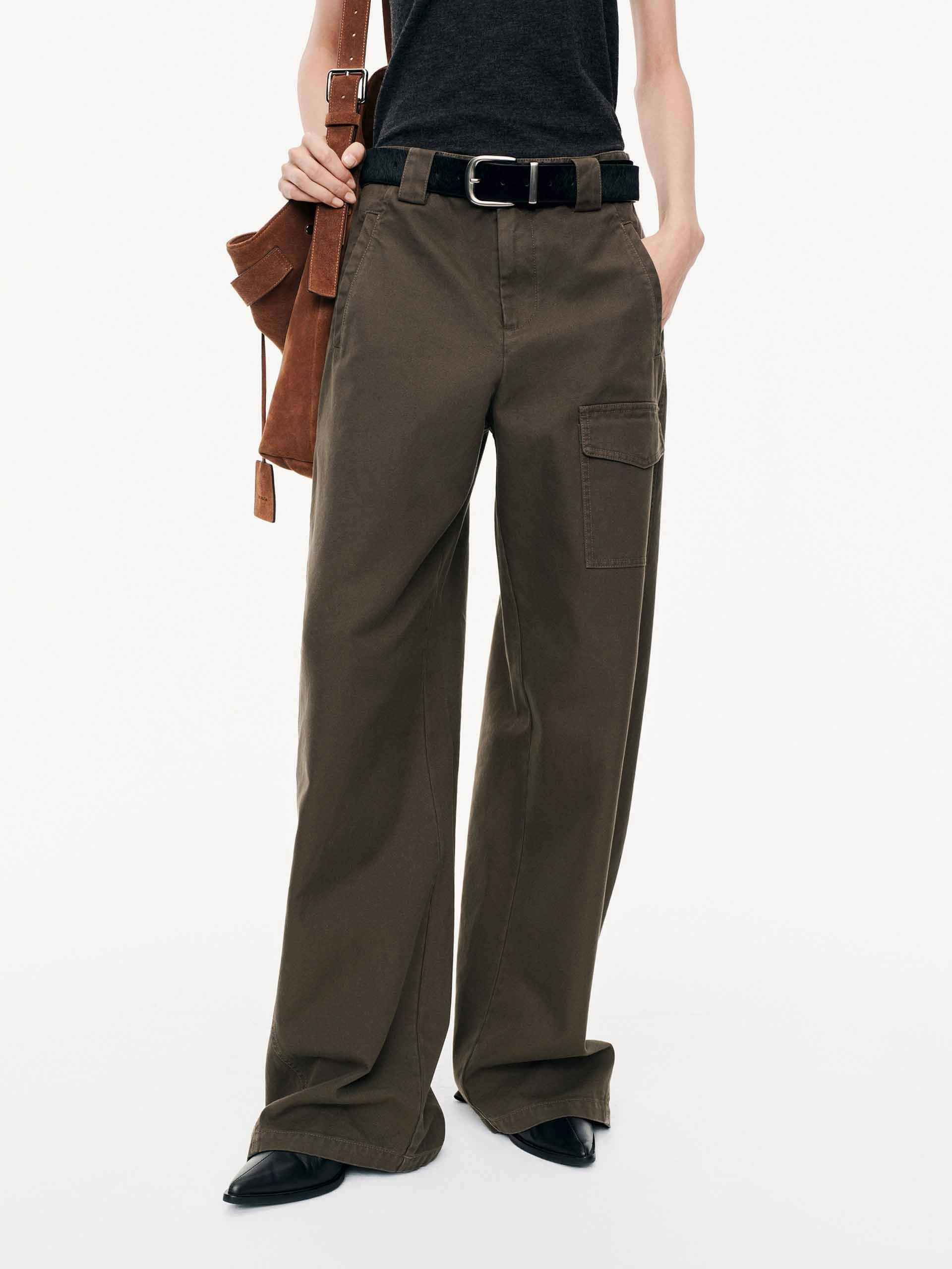Stain Repellent Coating Light Stretch Barrel Leg Cargo Pants