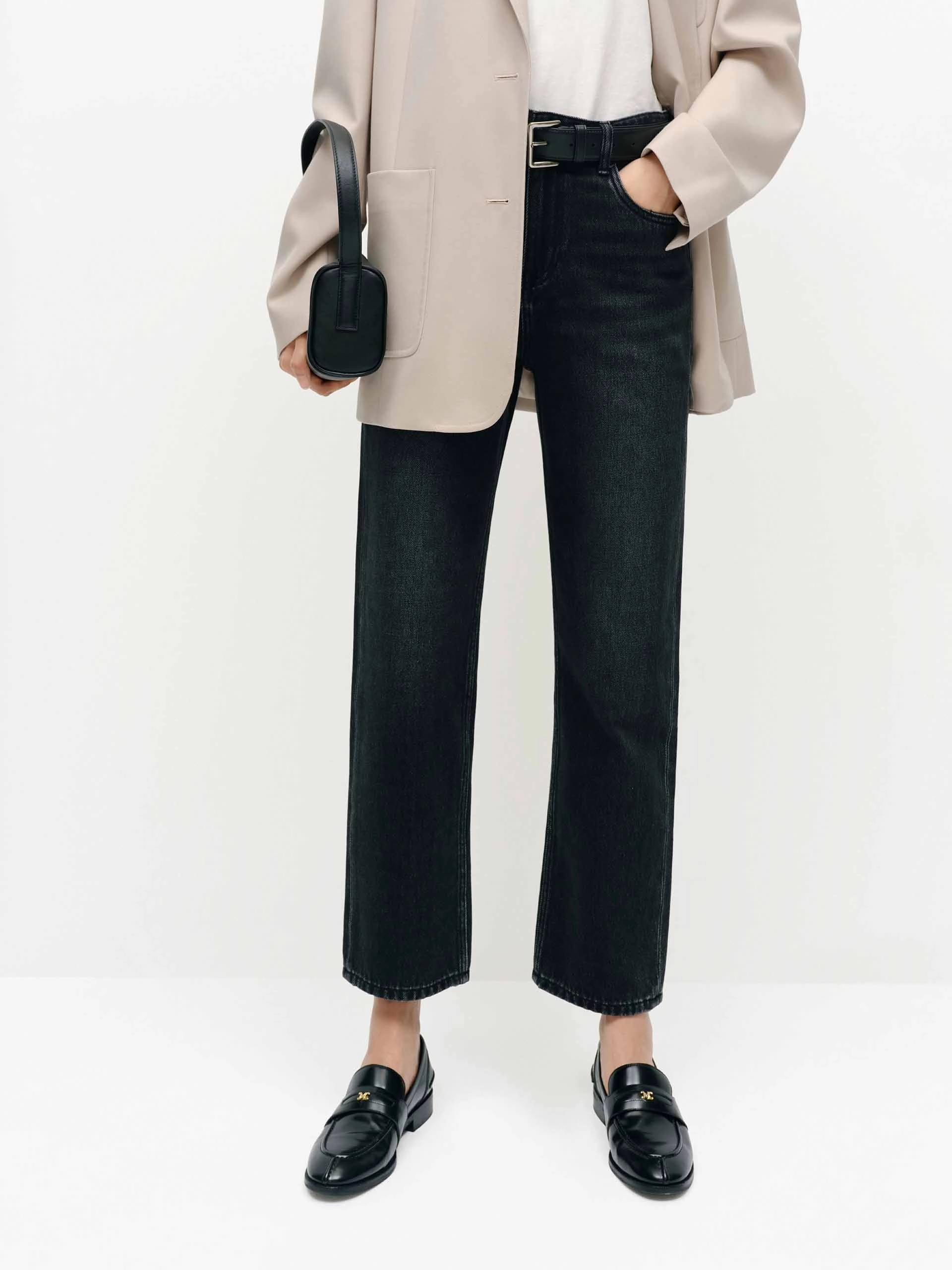 Black Wash Ankle Jeans light feel Adaptive Look