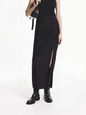 Essential Waist Quality Material Side Pleated Midi Skirt