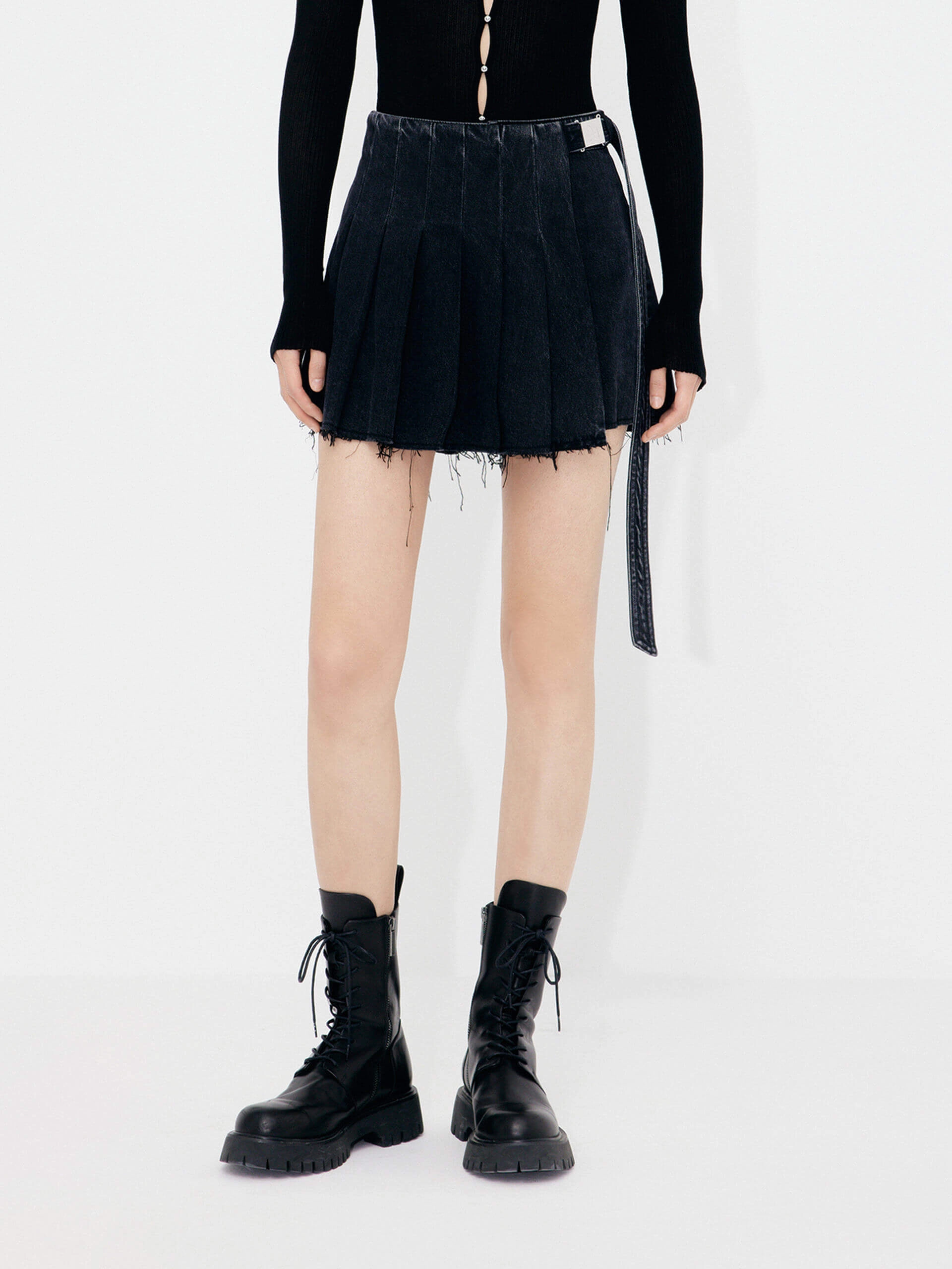 Wrap Detail Pleated Denim Shorts Comfy Movement