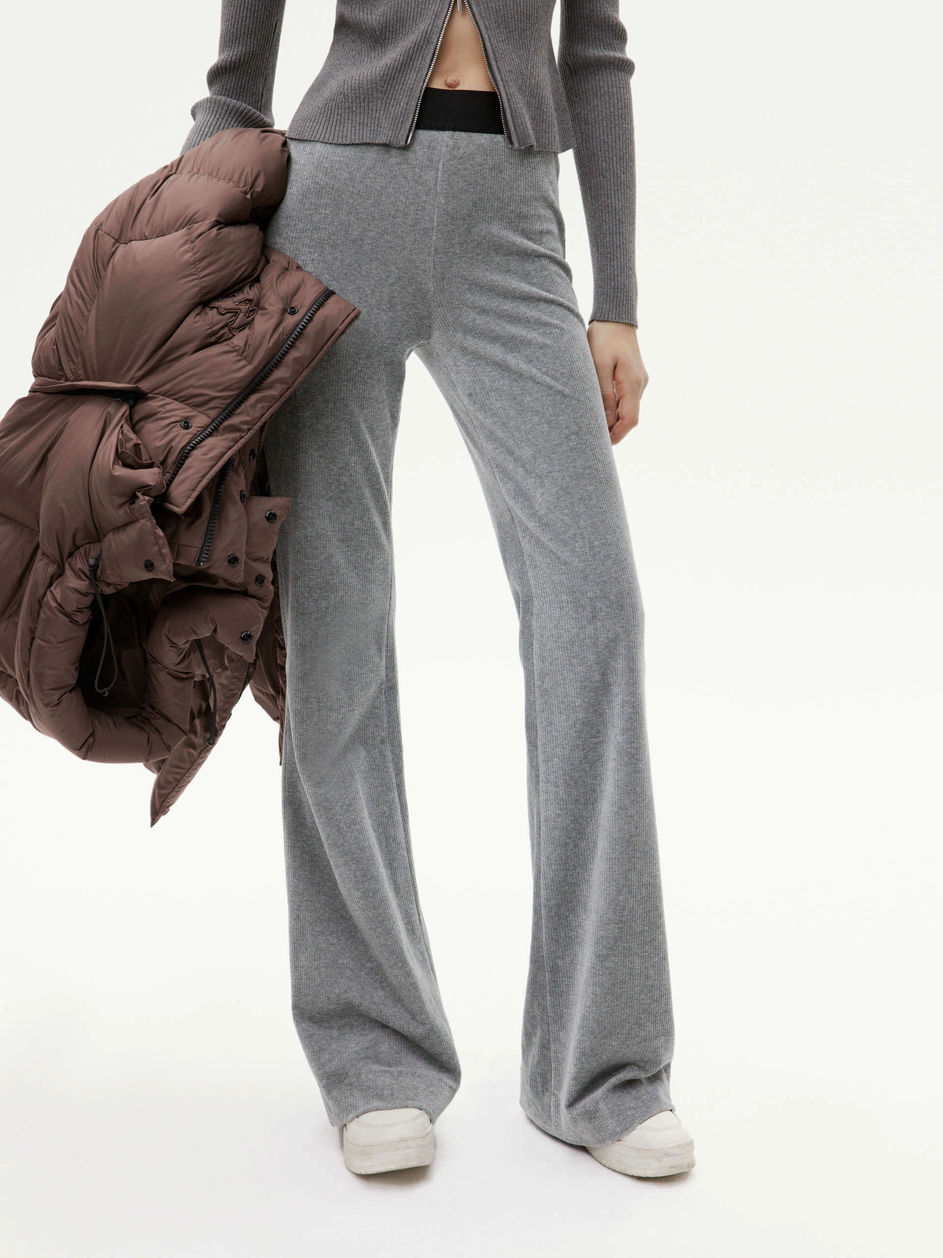 Breathable Mesh Panels MoistureControlLiner Elastic Waist Flared Pants