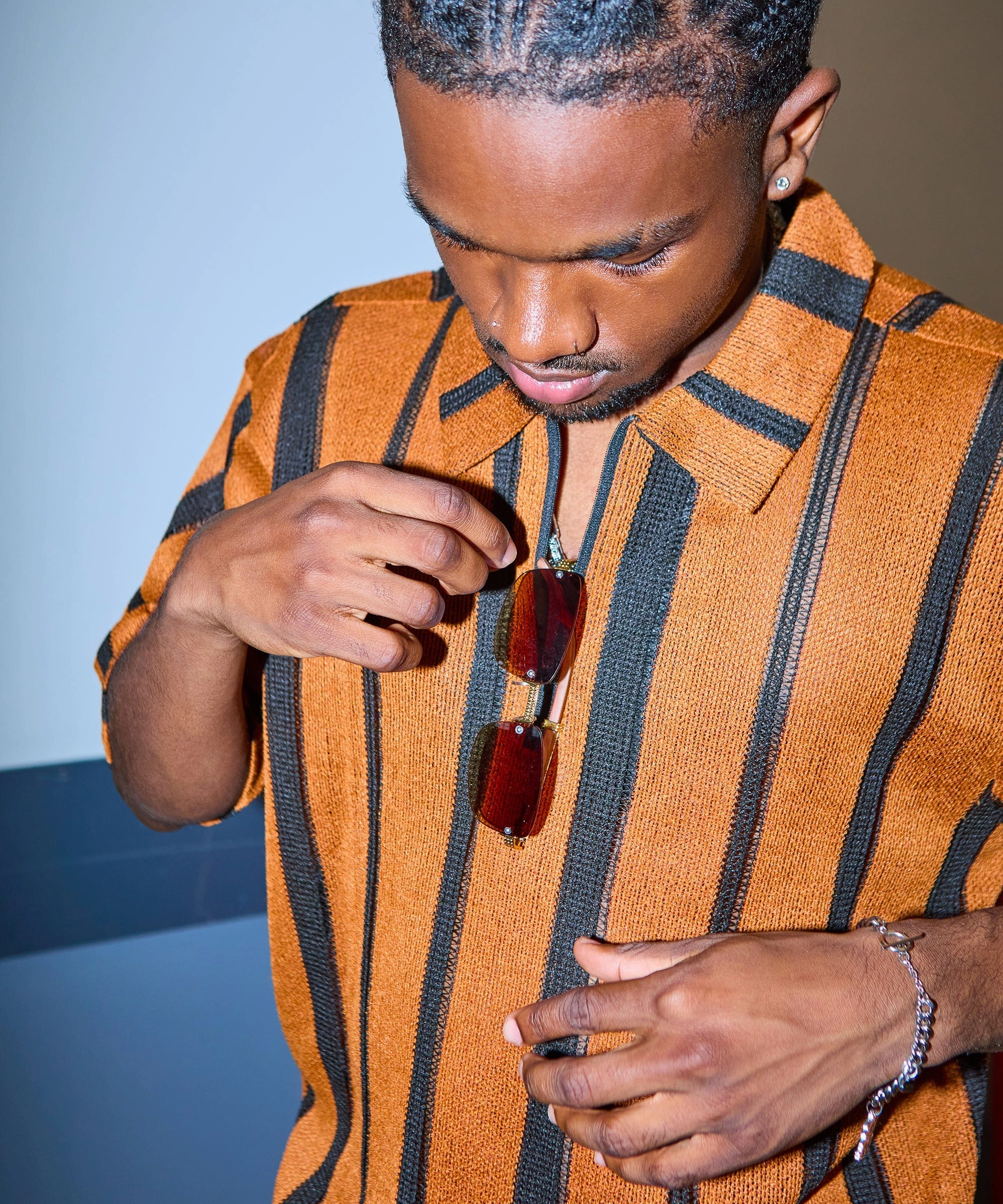 Hidden Ventilation Zones Textured Knit Shirt - Brown