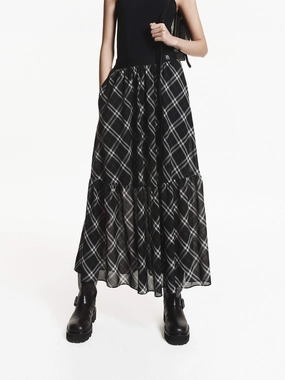 Sleek Look Carbon Infused Fabric Wool Blend Plaid Skirt