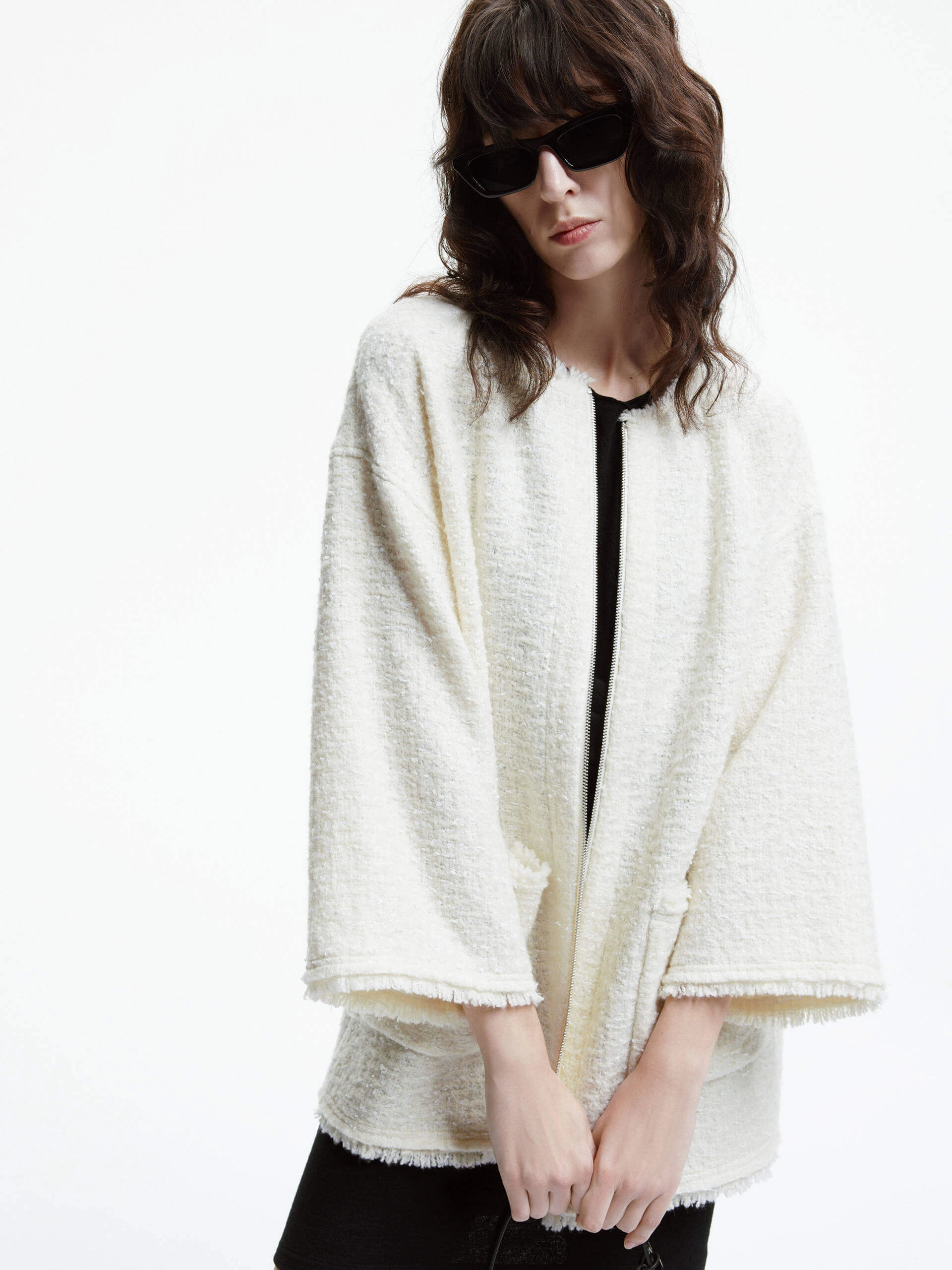 Loose Raw Trimmed Coat Soft Cover Odor Control Finish