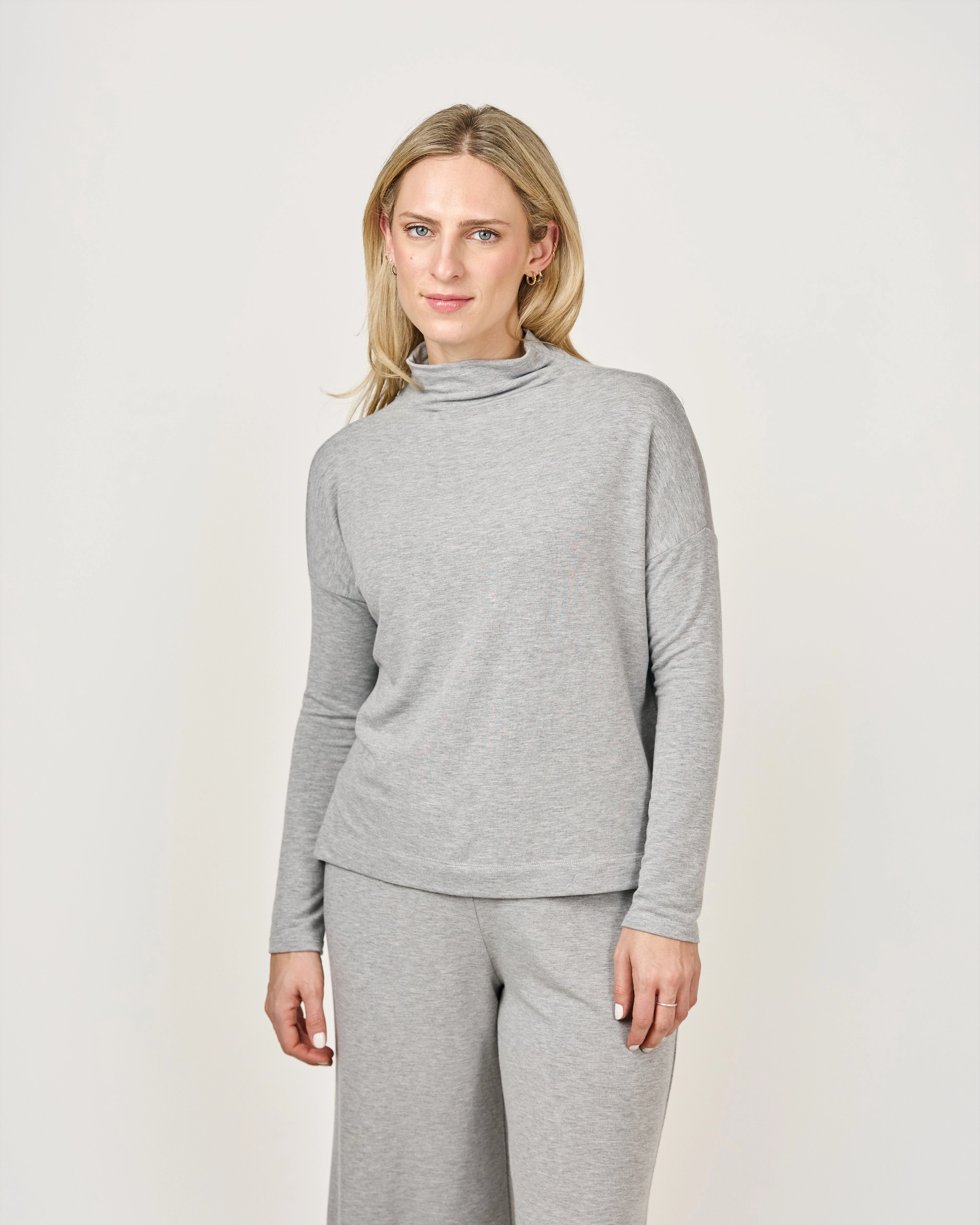Maxima Top Flexible Material Hidden Zipper