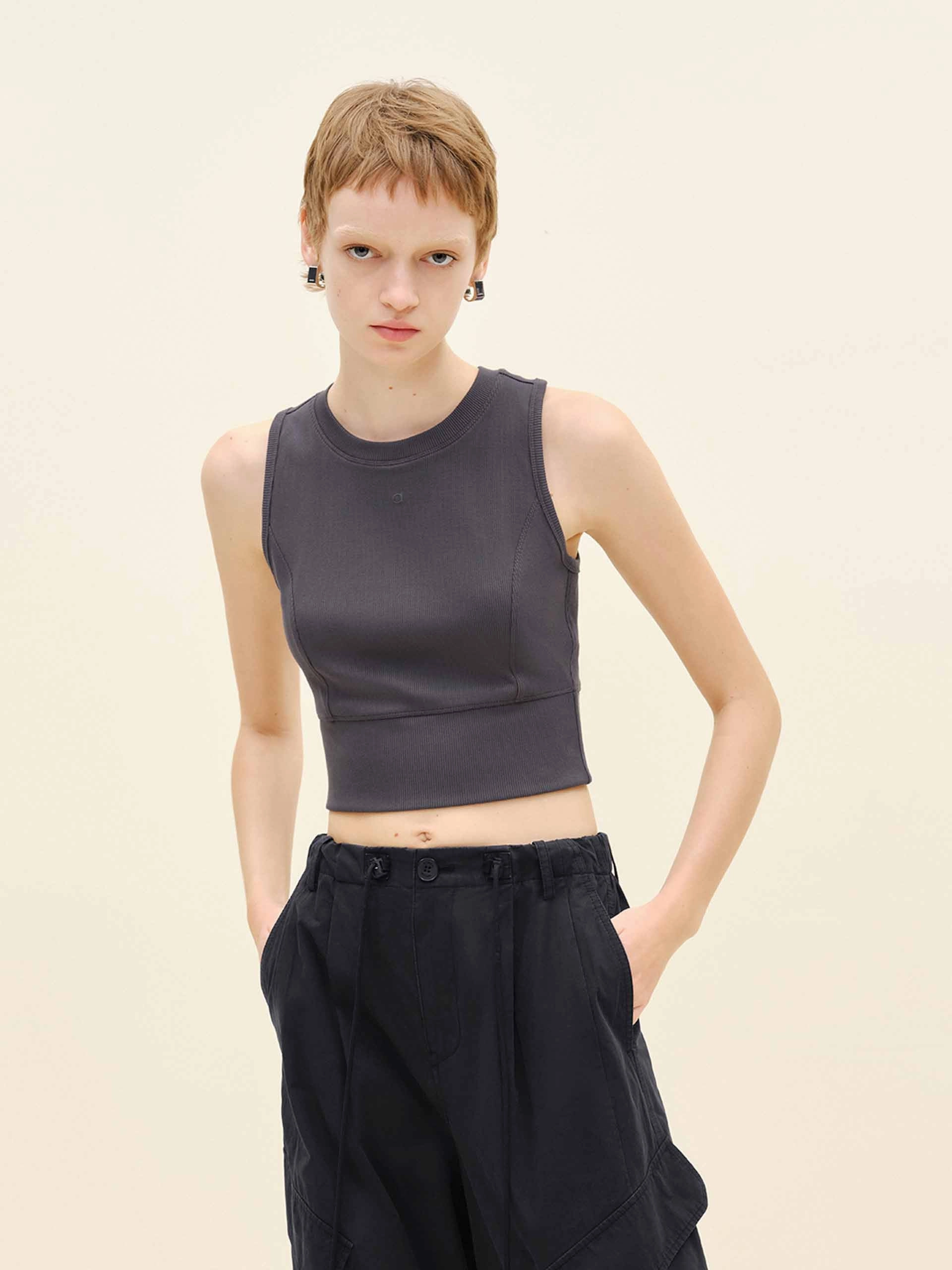AntiSnagYarnProcessing Contrast Stitch Cropped Knitted Tank Top