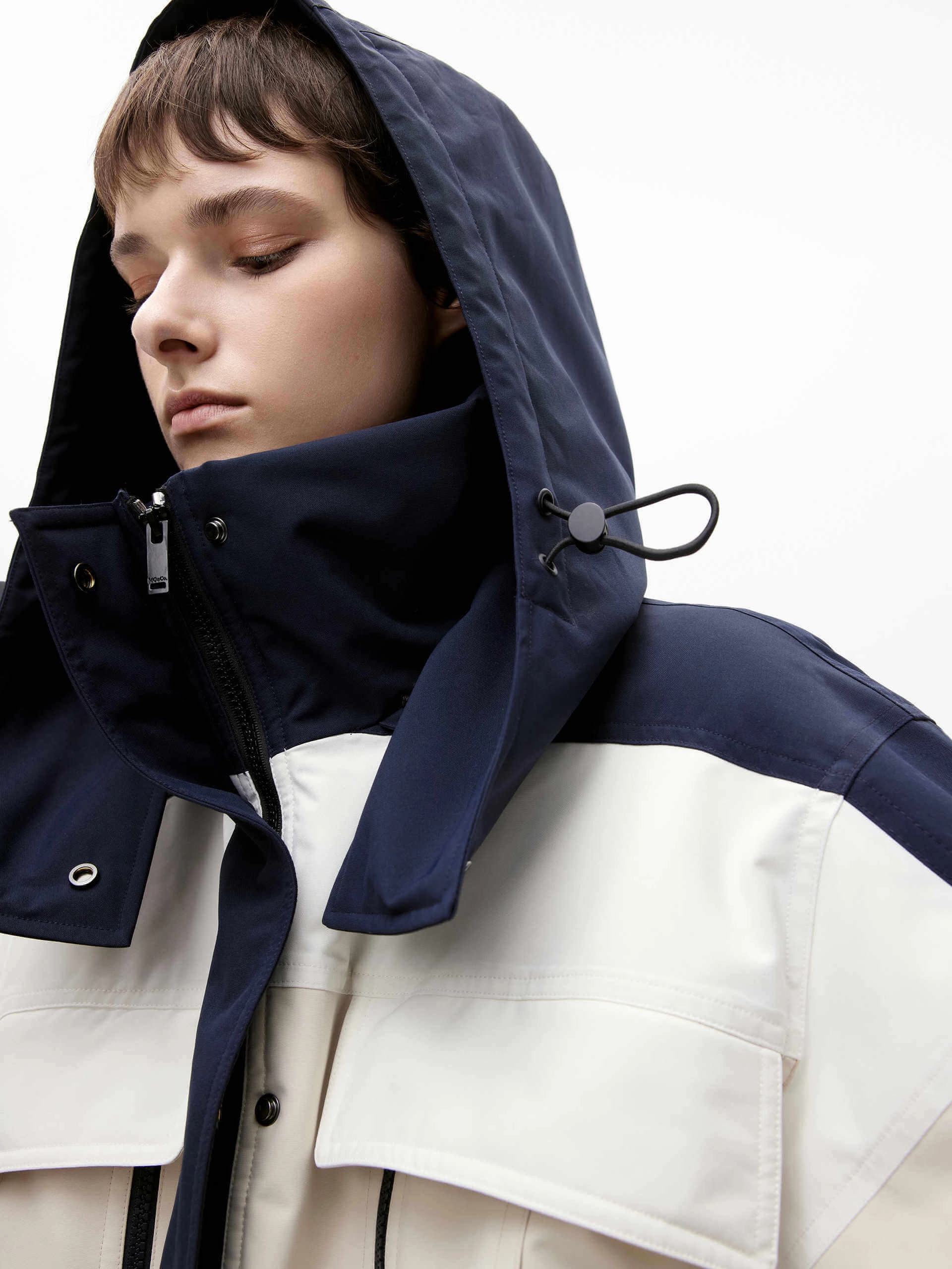 Breathable mesh lining Color Block Hooded Down Jacket