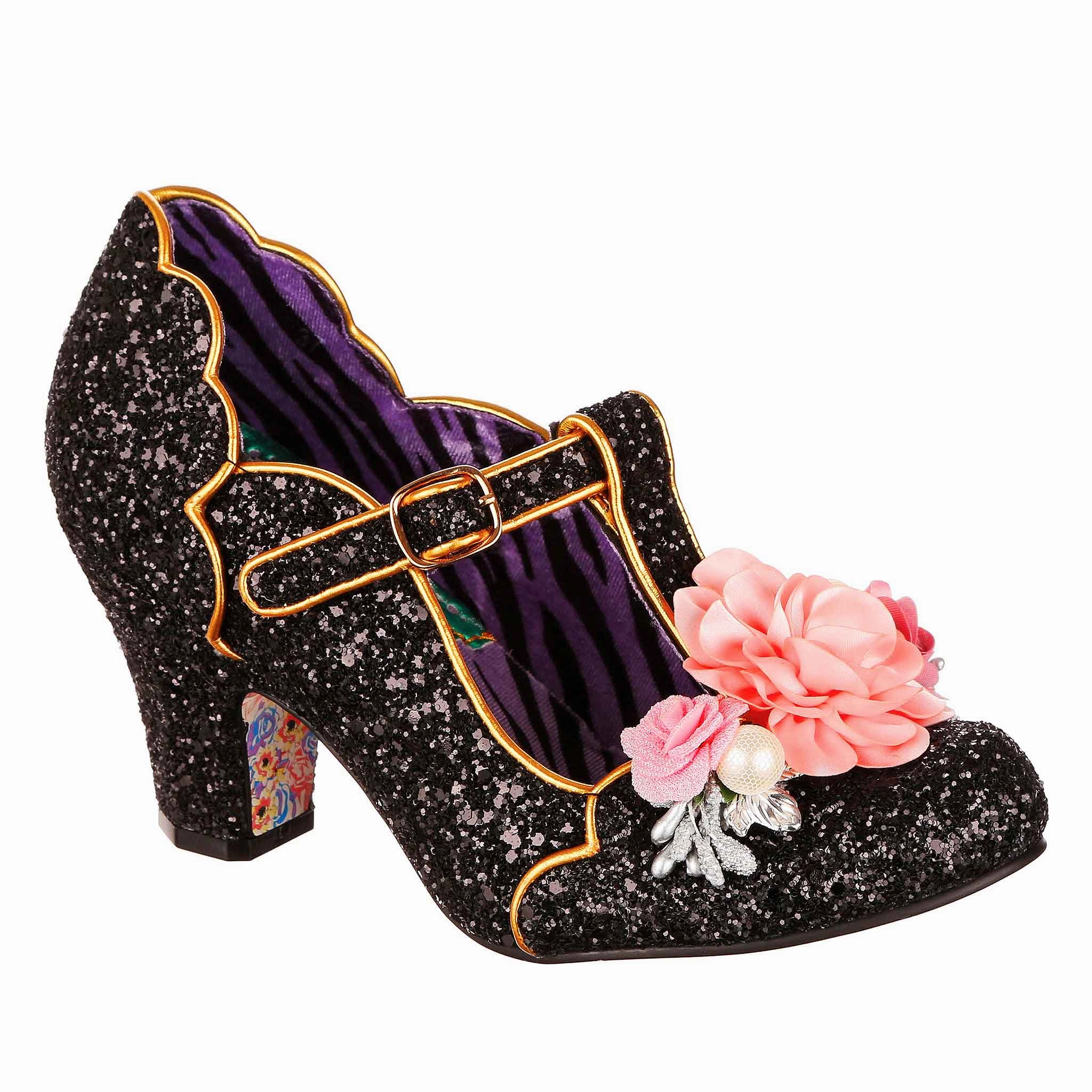 Dress Footwear Carriage Ride