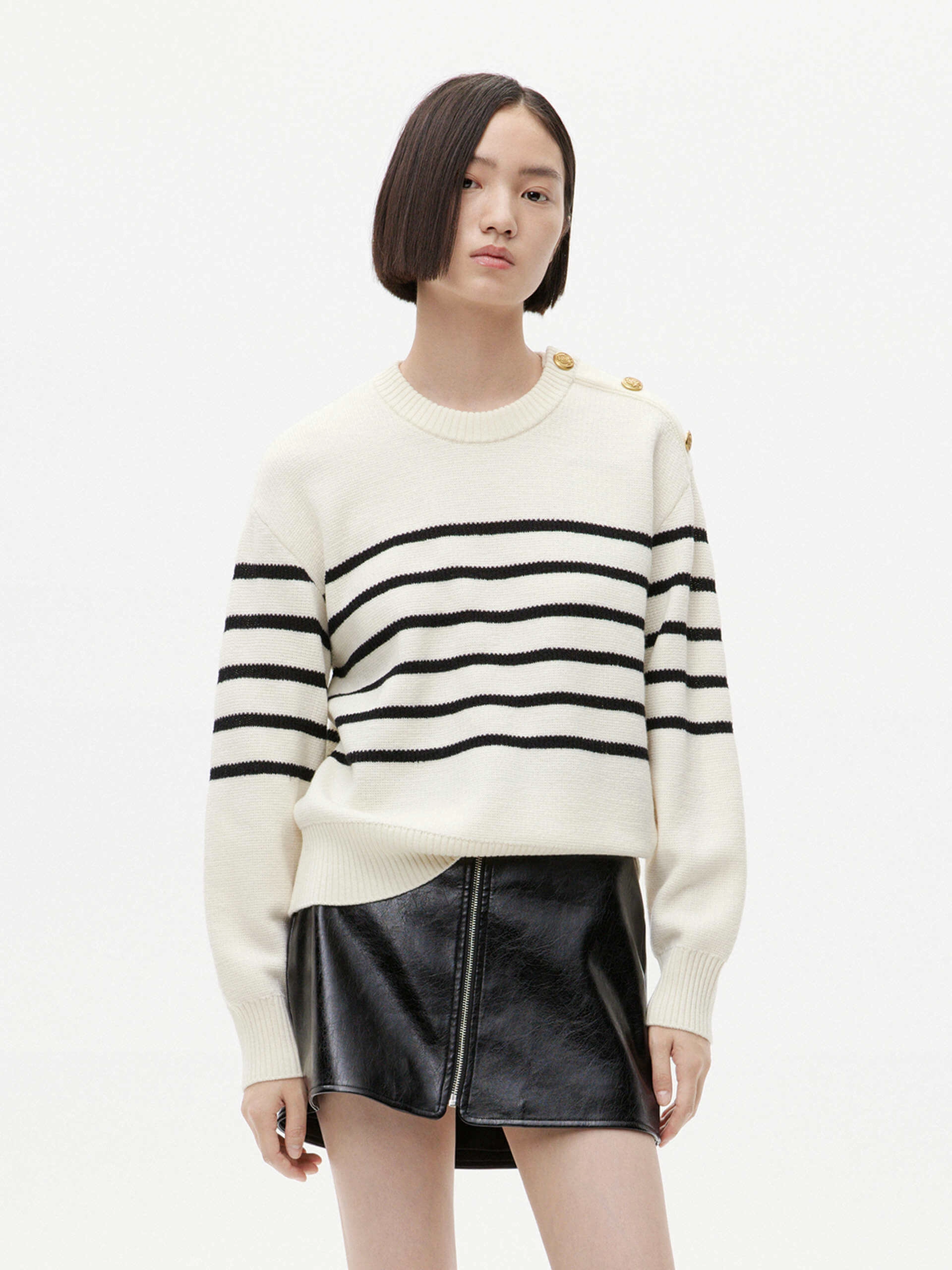 Smooth Zipper Integration Loose Fit Wool Sweater
