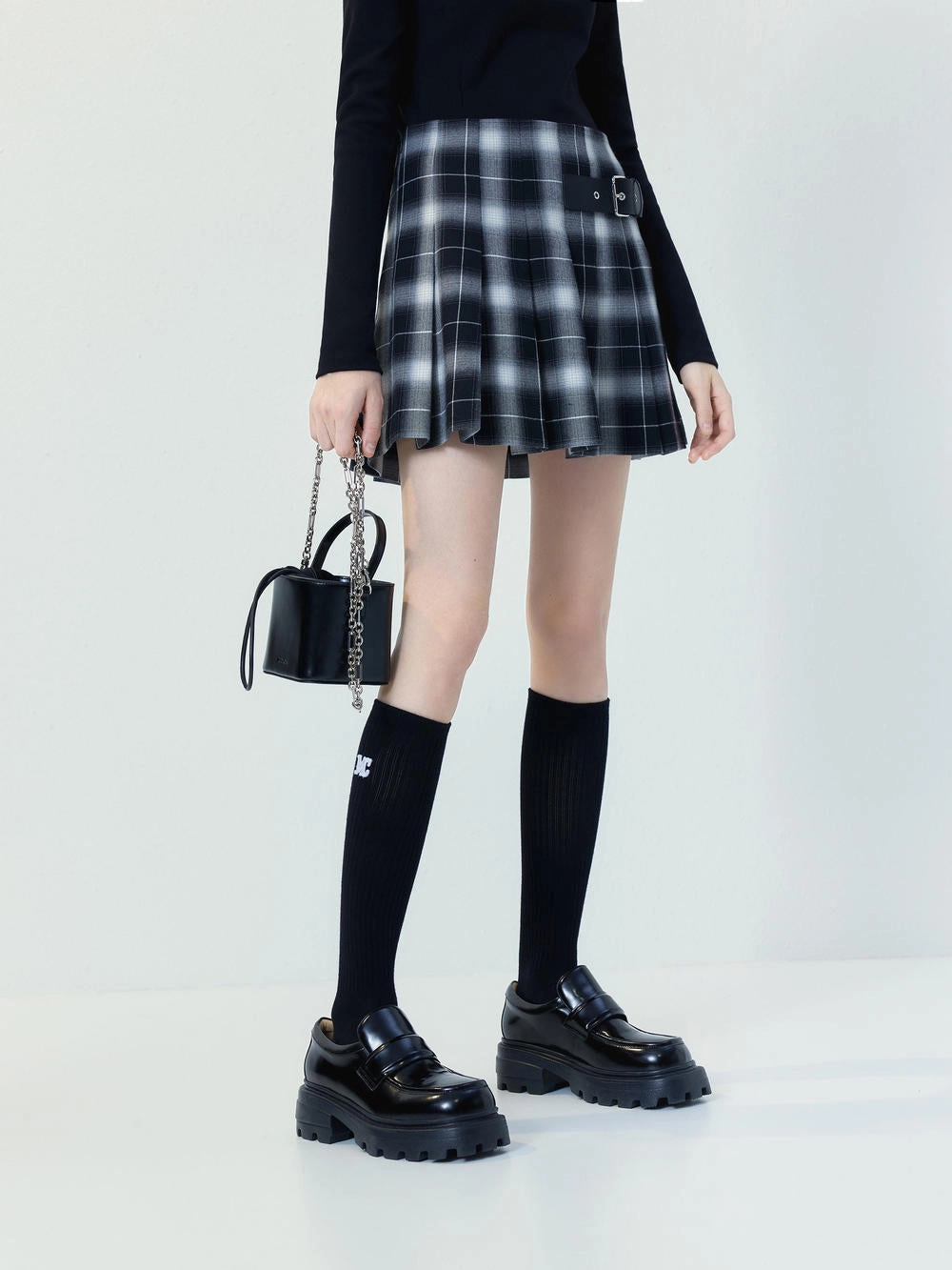 Checkered Pleated Skirt Quick Layering LowProfileStitching