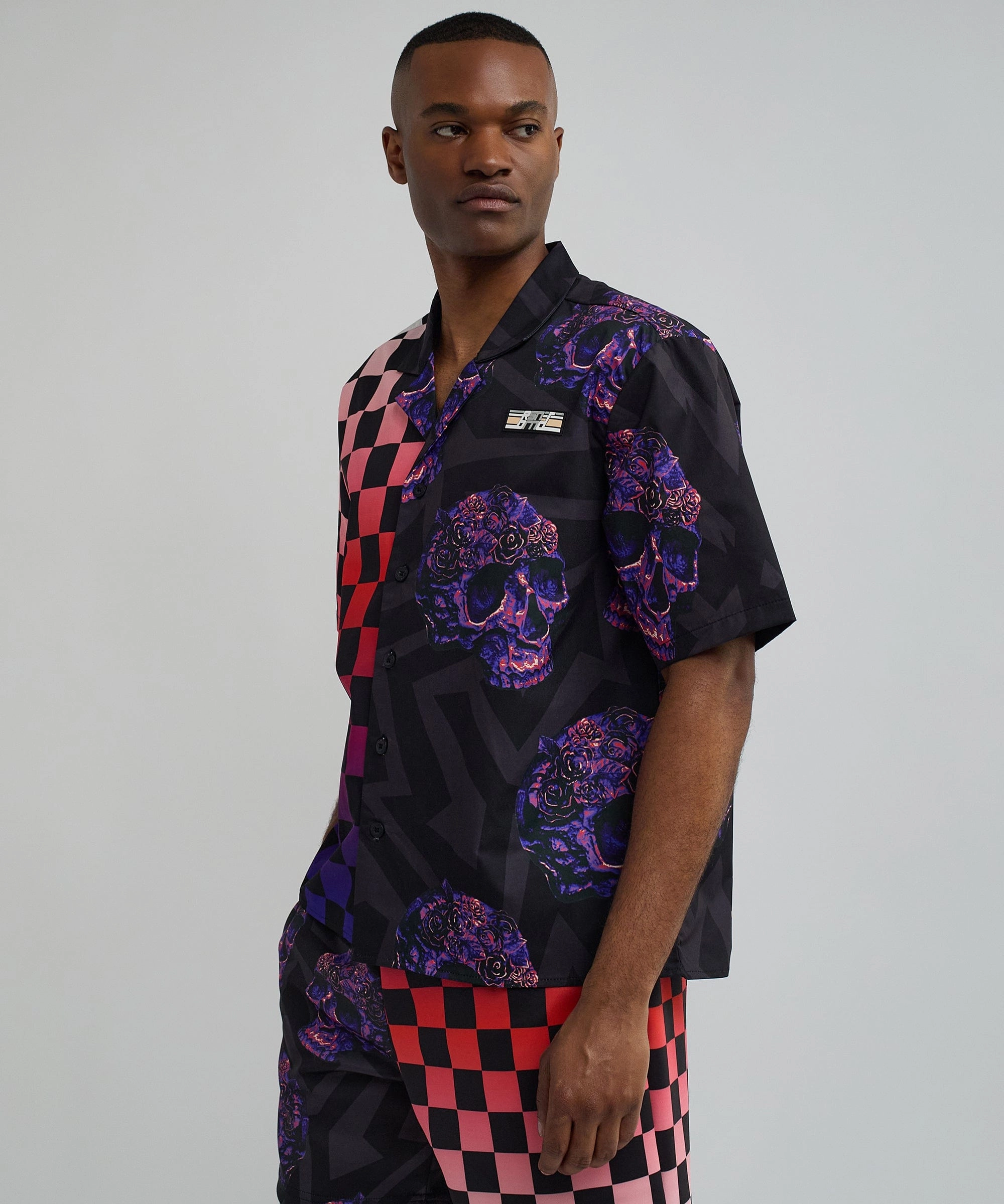 DoubleStitchedHem Checkers And Skulls Split Woven Short Sleeve Shirt