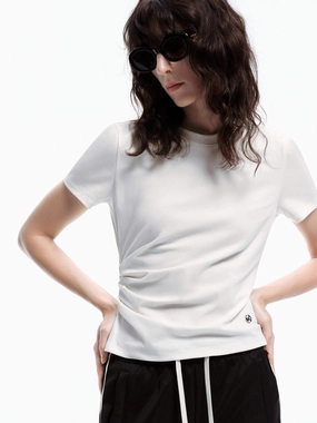 Beaded details Side Pleated Fitted T-shirt