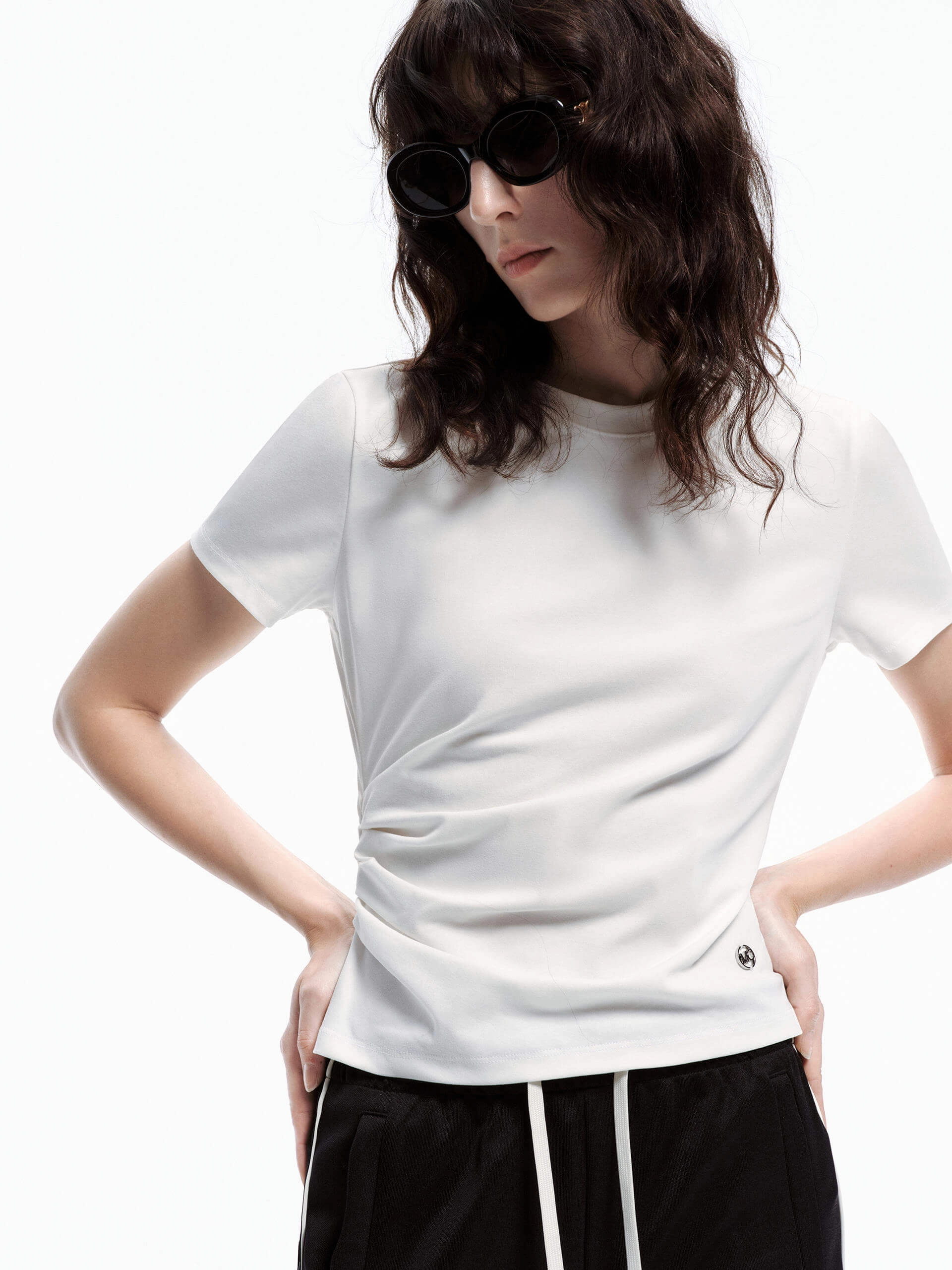 Side Pleated Fitted T-shirt Durable Material Comfy All-Day