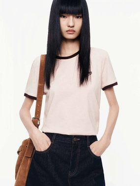 Wrinkle Resistant Embroidered Contrast Color Knitted T-shirt