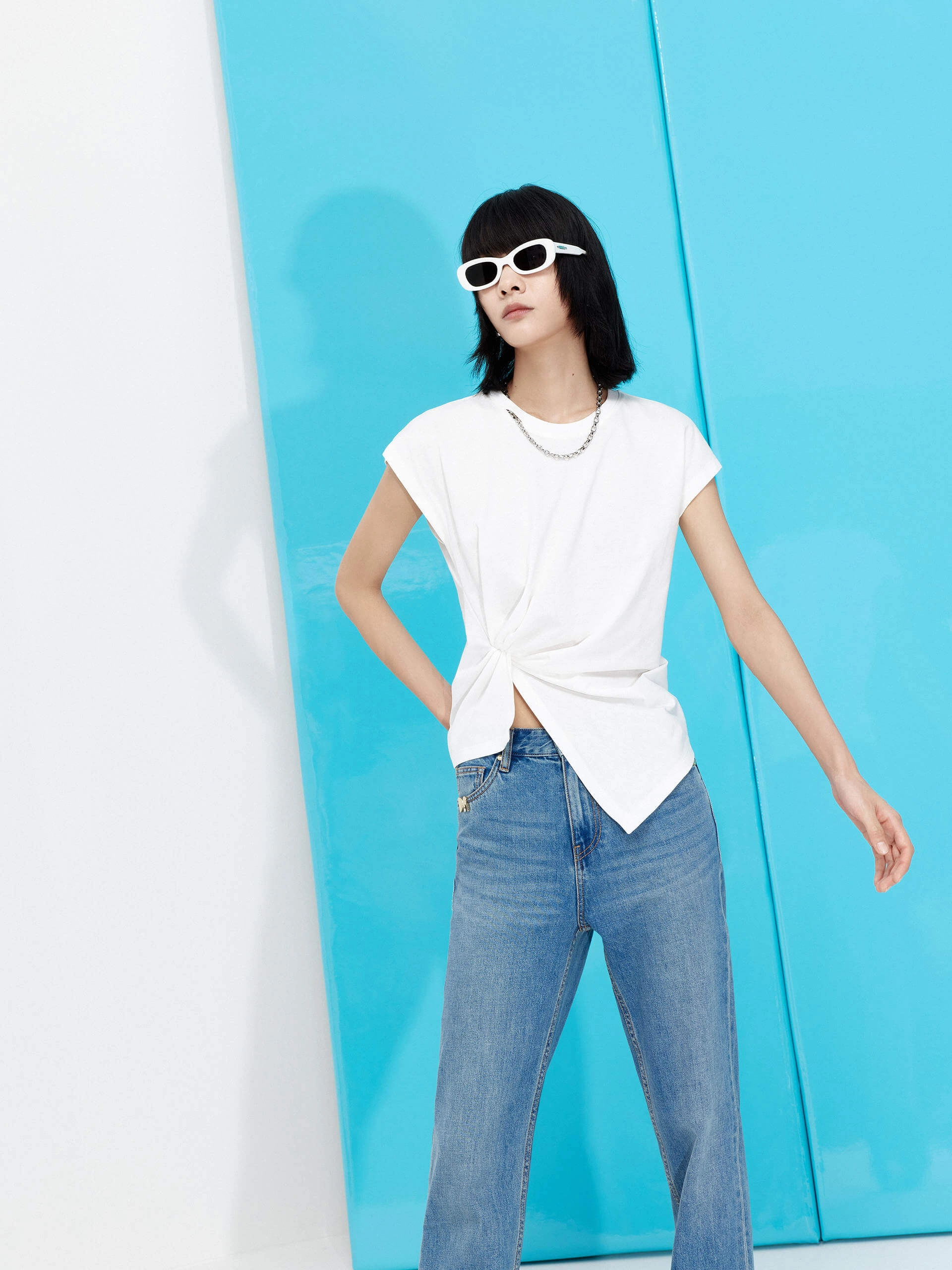 Durable Knit Structure Irregular Twist Cotton T-shirt