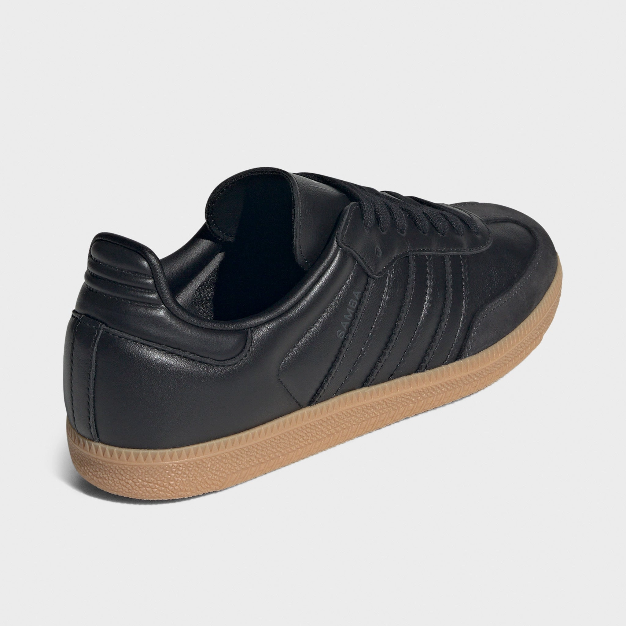 Performance Wear Durable Mesh adidas Women's Samba OG Black / Carbon