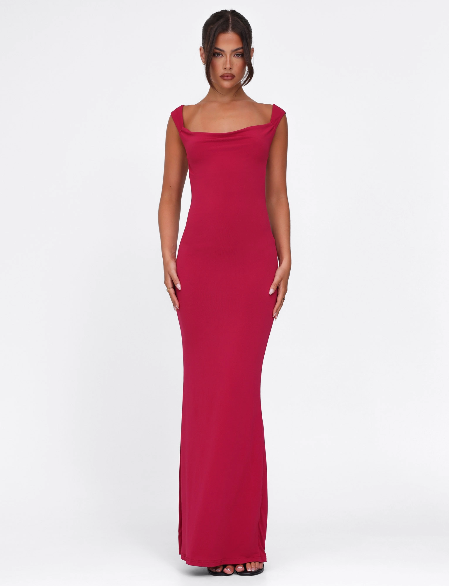 Clasp-Closure Cozy Wearable ZITA DRESS - RED : SALSA : DEEP RED