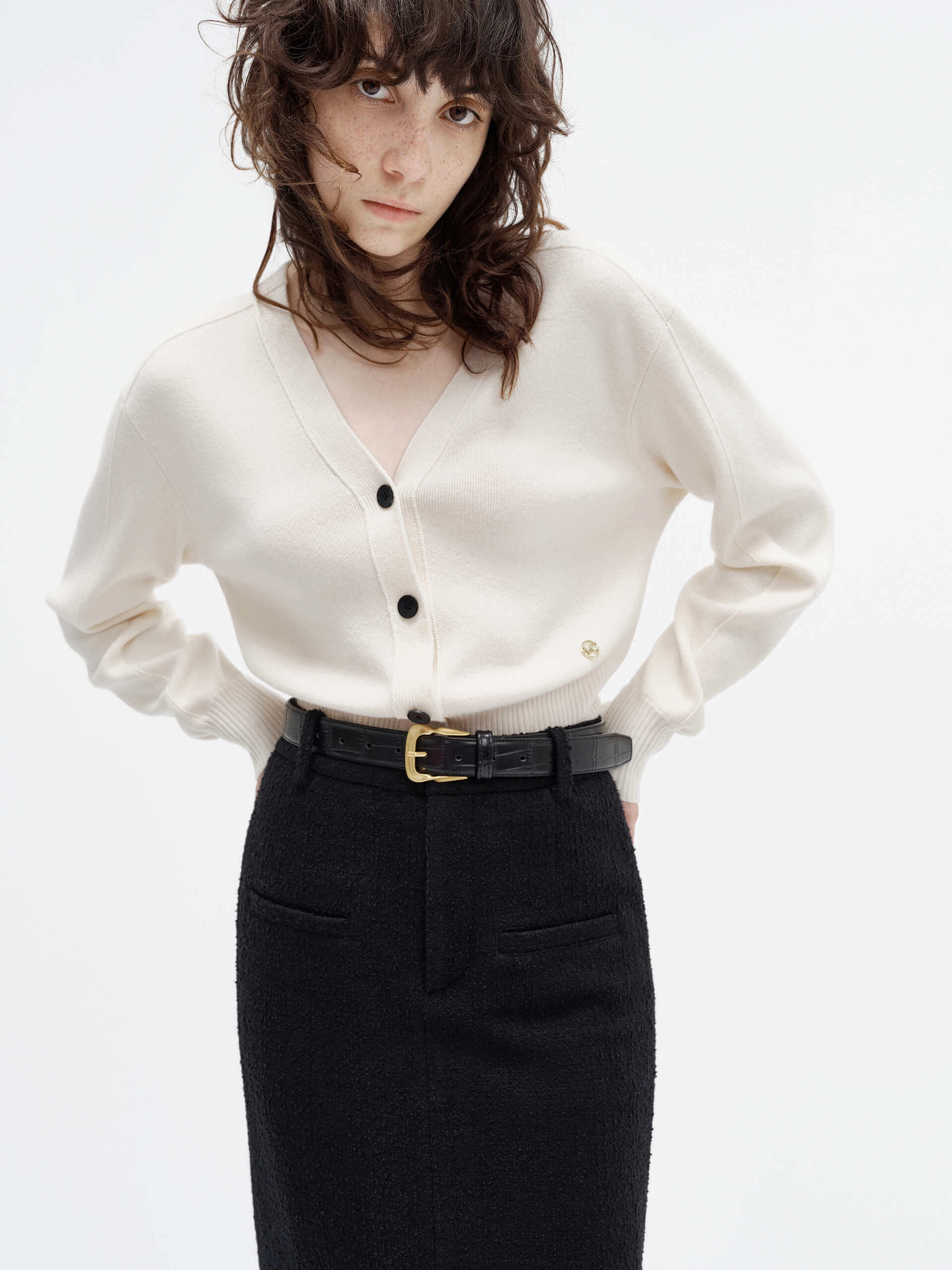 Flexible Design Contrast Stitch Detail Cropped Wool Knitted Cardigan