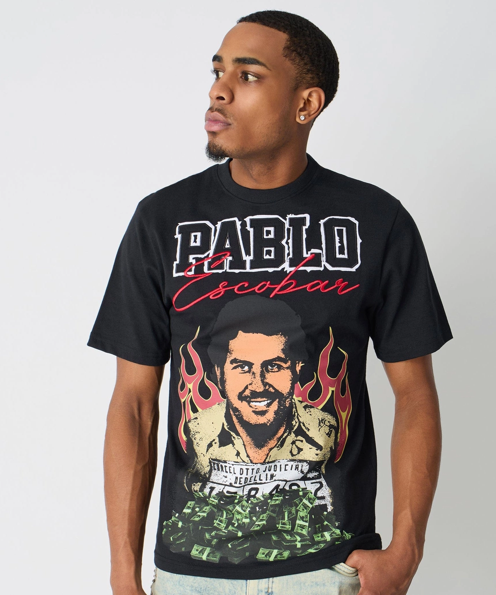 Pablo Mugshot Tee Wrinkle resistant fabric