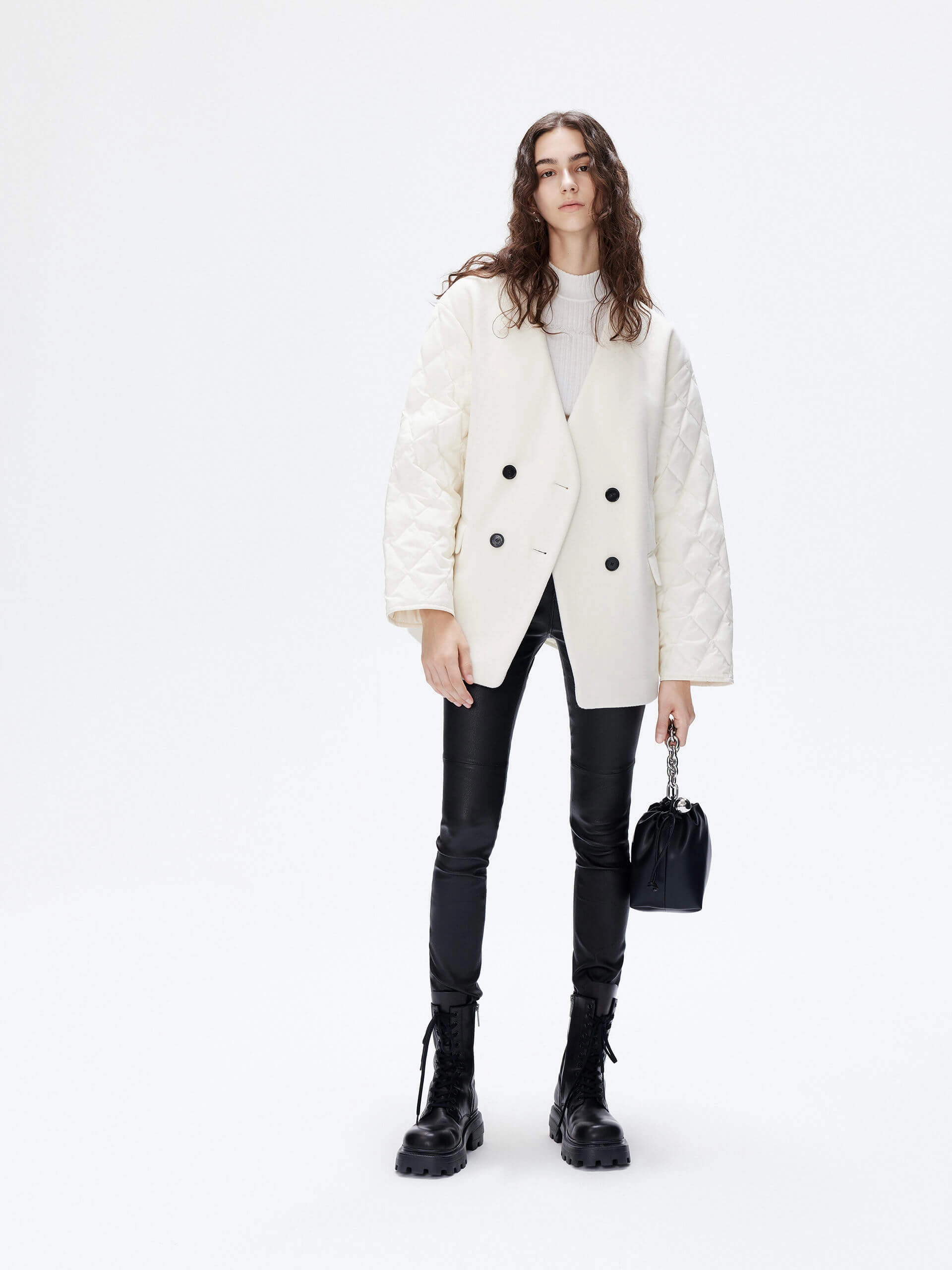 V-neck Quilted Shell Jacket Neutral Look Insulated Layer
