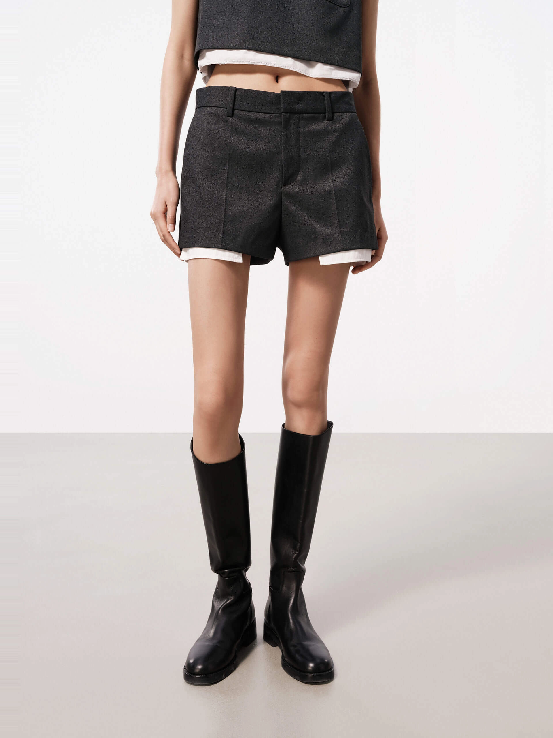 Contrast Detail Straight Shorts Core Ease Chill Comfort Wear