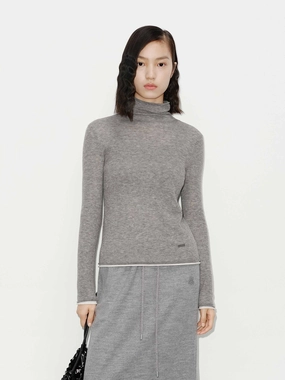 FlexFit Technology Contrast Detail Turtleneck Top