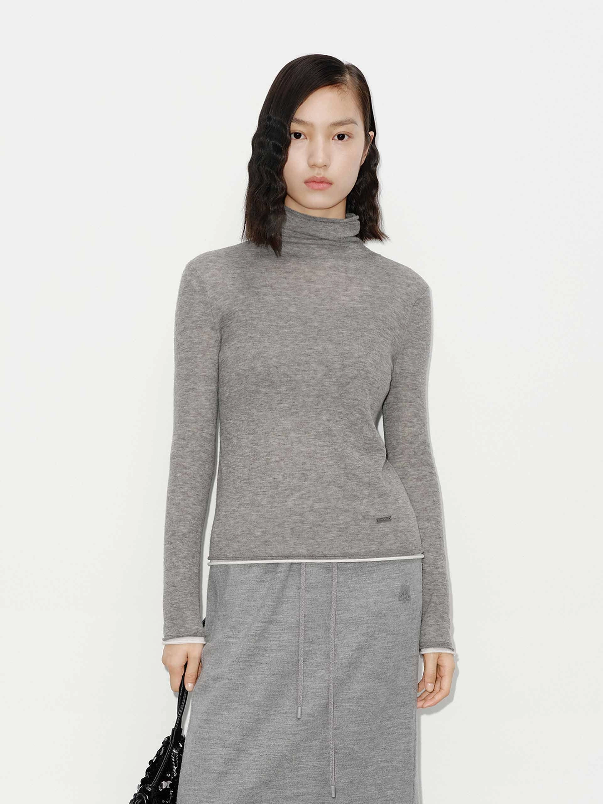 Tencel Lyocell Fiber NonChafingTrim Contrast Detail Turtleneck Top