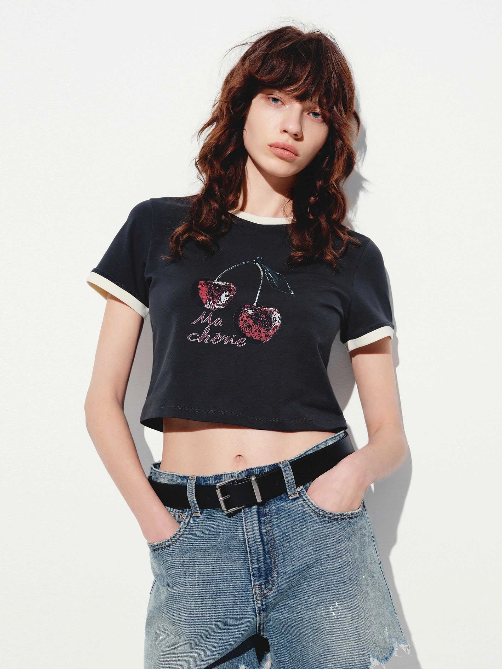Contrast Logo Cropped T-shirt Easy Care Fun and Comfortable