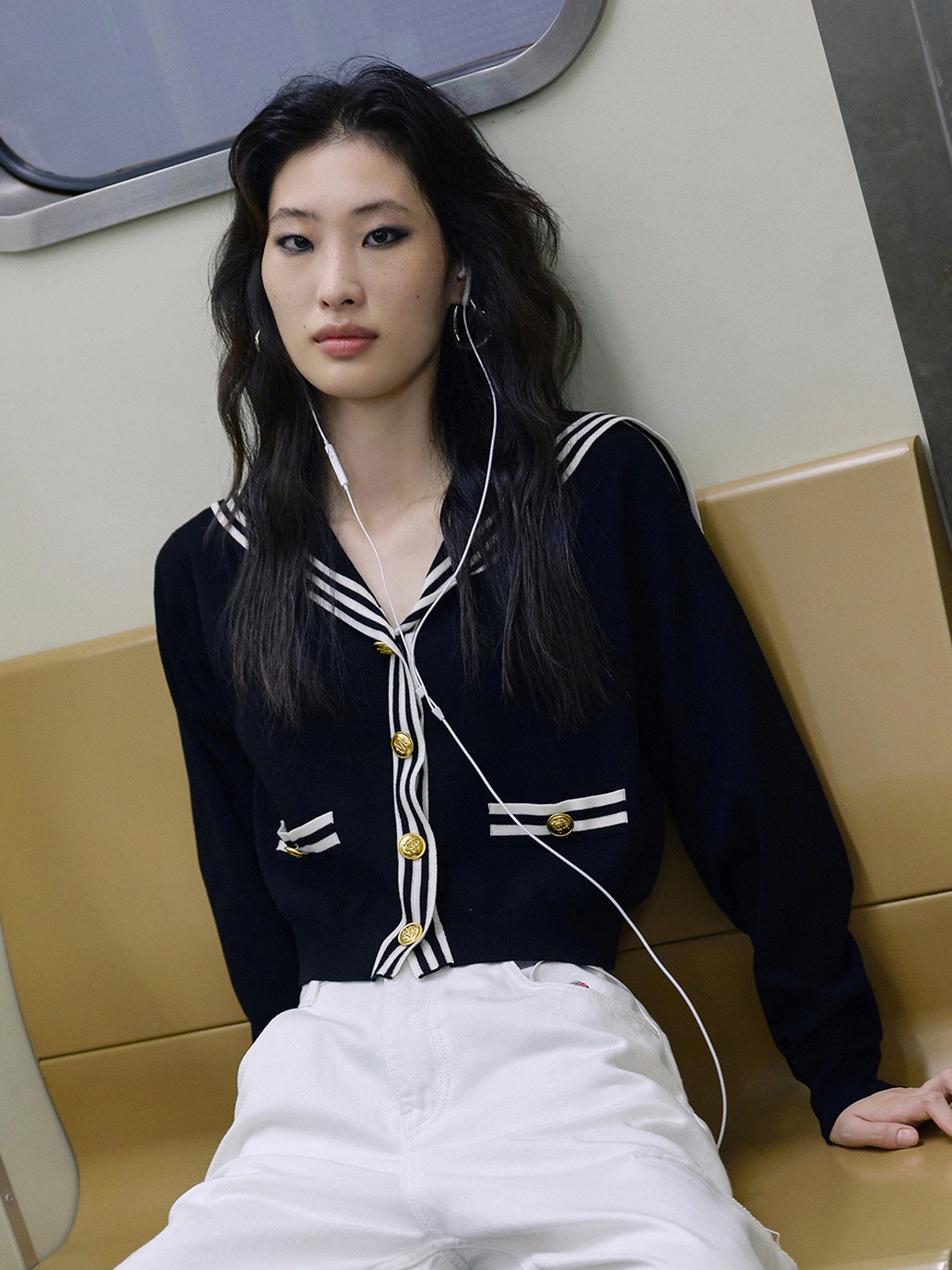SmoothZipper Contrast Metal Button Knit Top